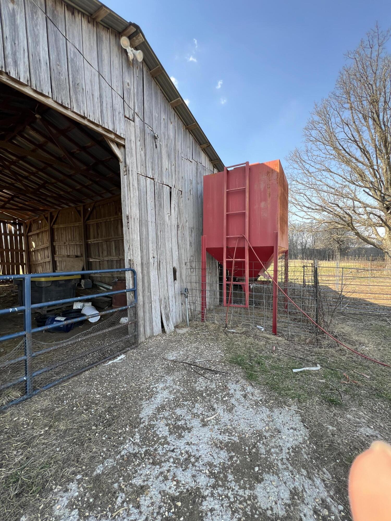 main property photo 77