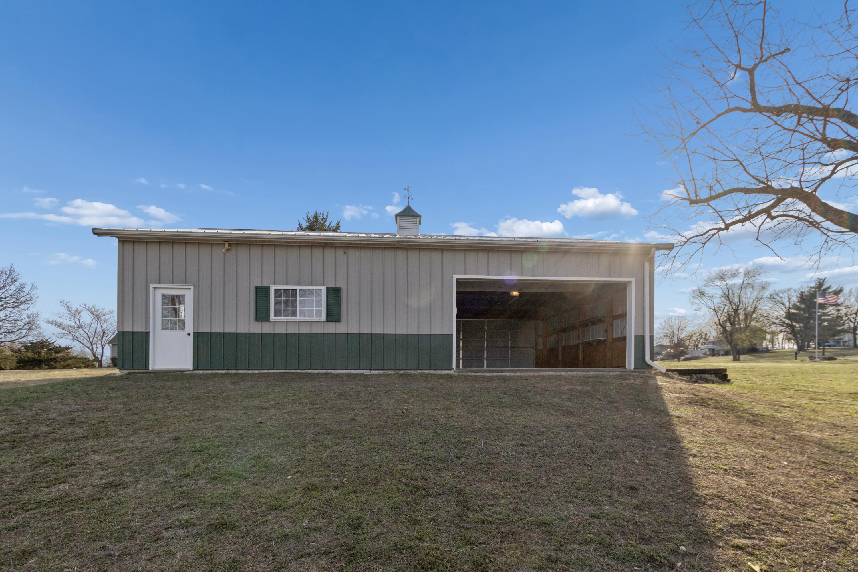 main property photo 43