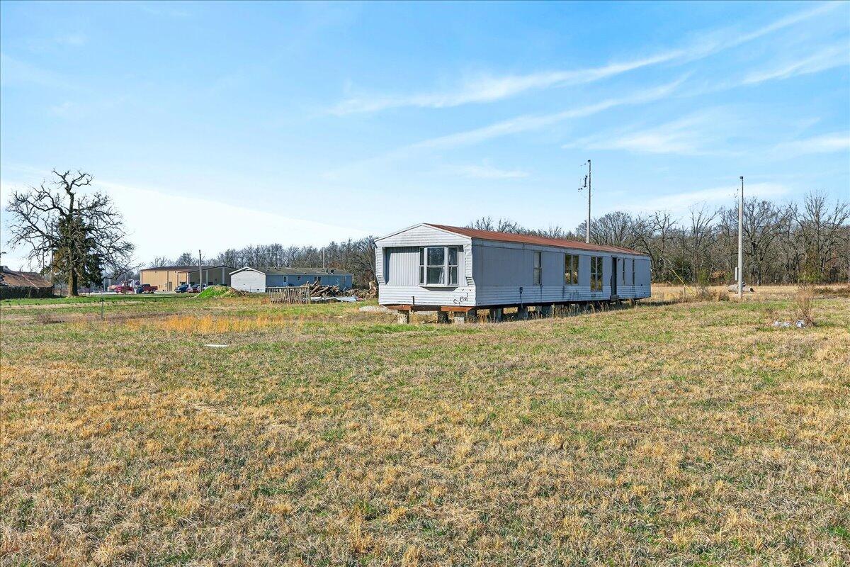 main property photo 21