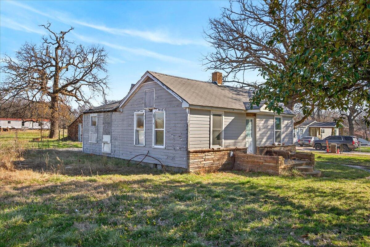 main property photo 3