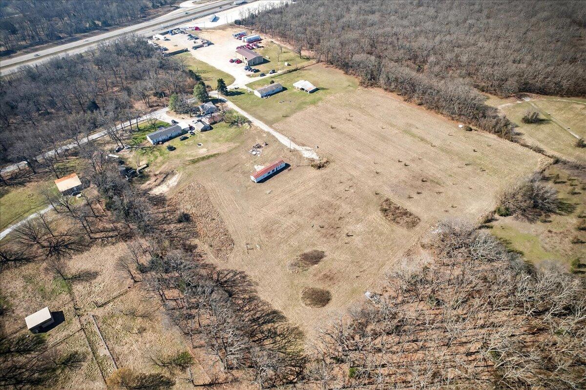main property photo 35