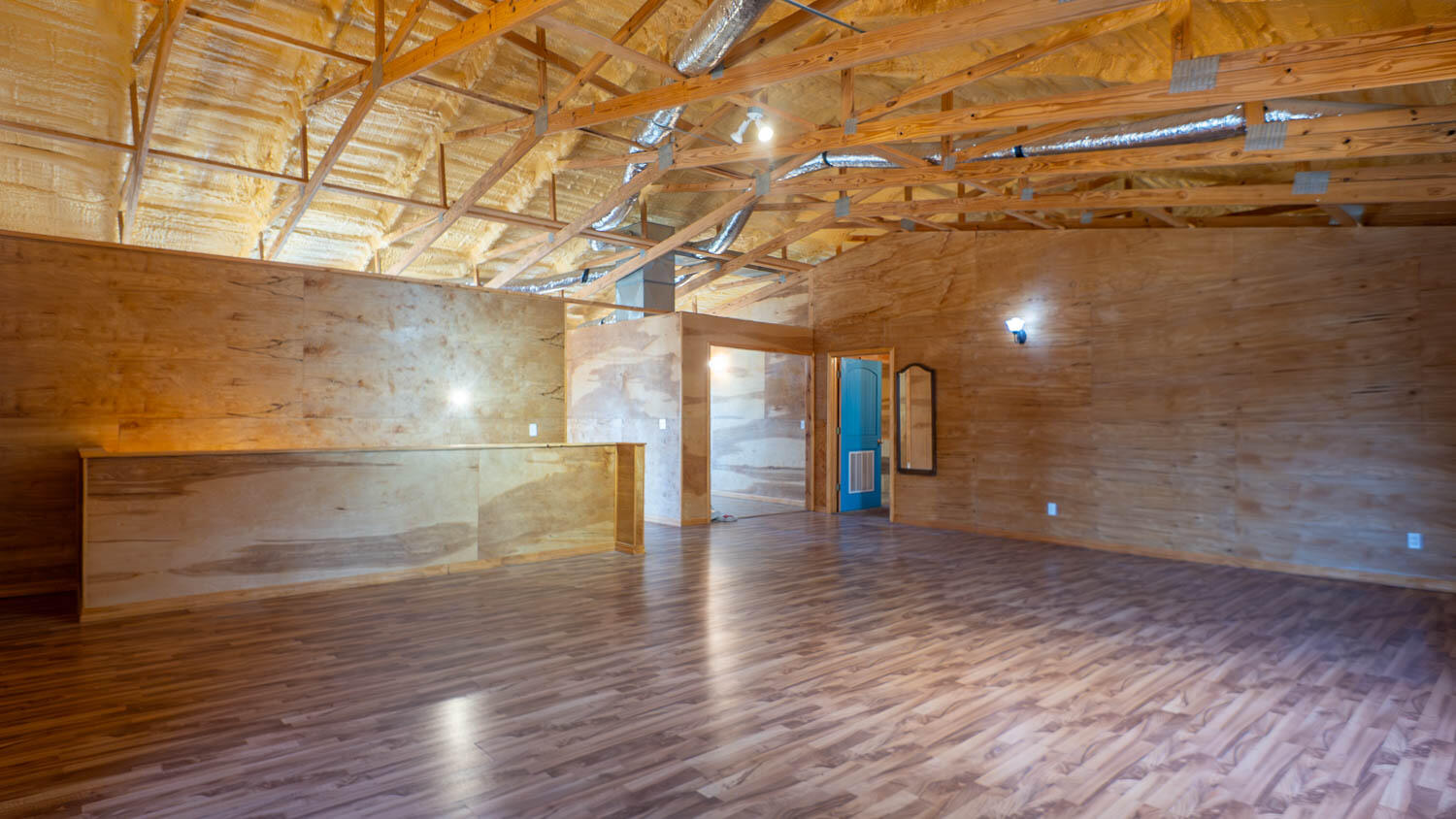 main property photo 30