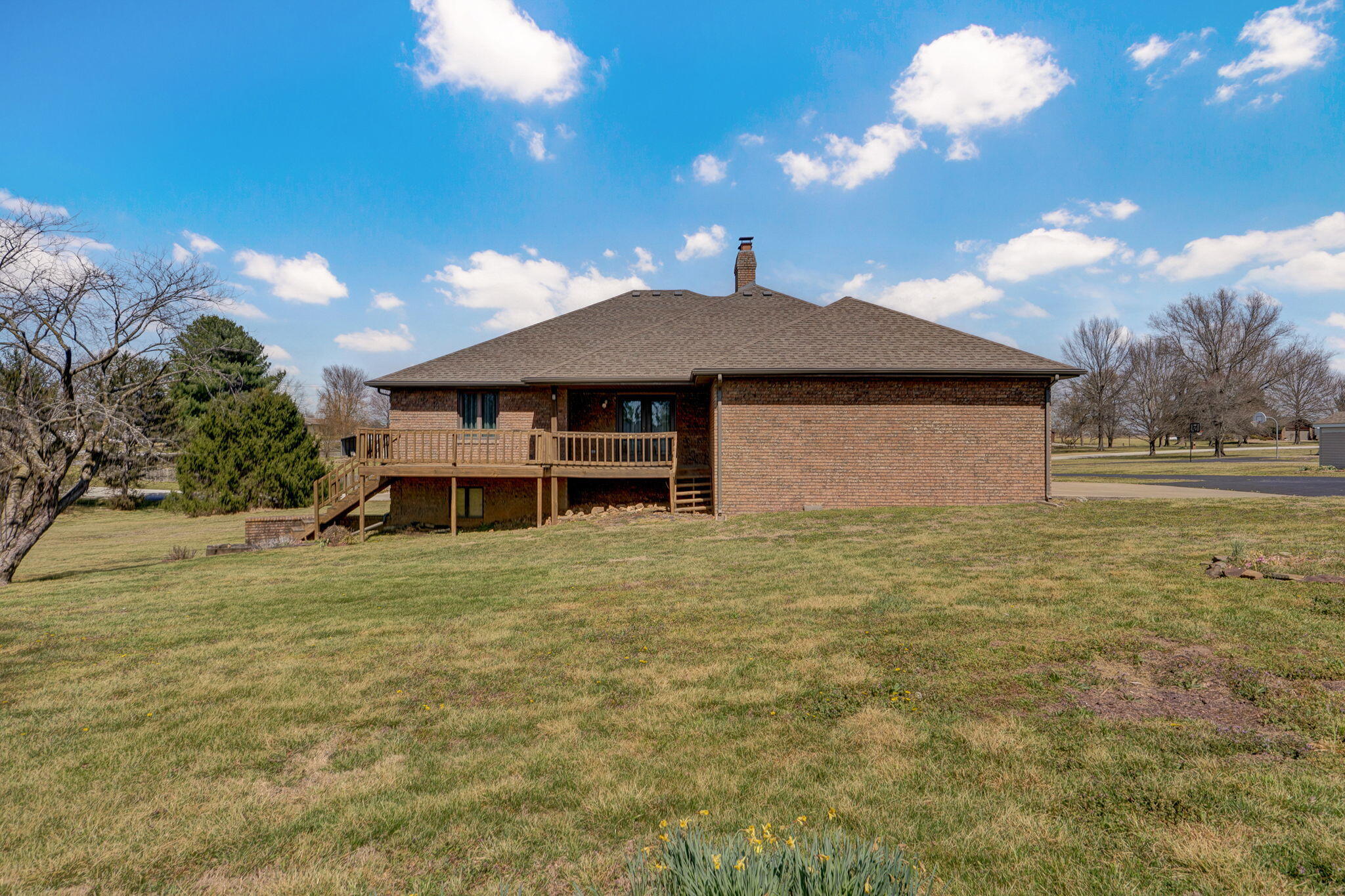 main property photo 50