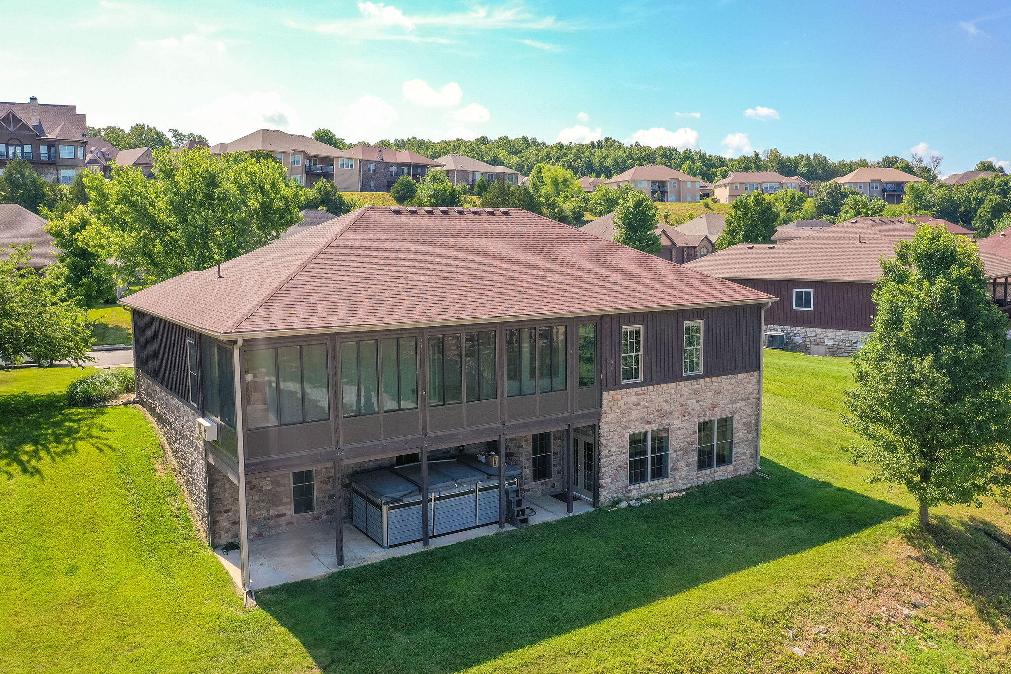 main property photo 30