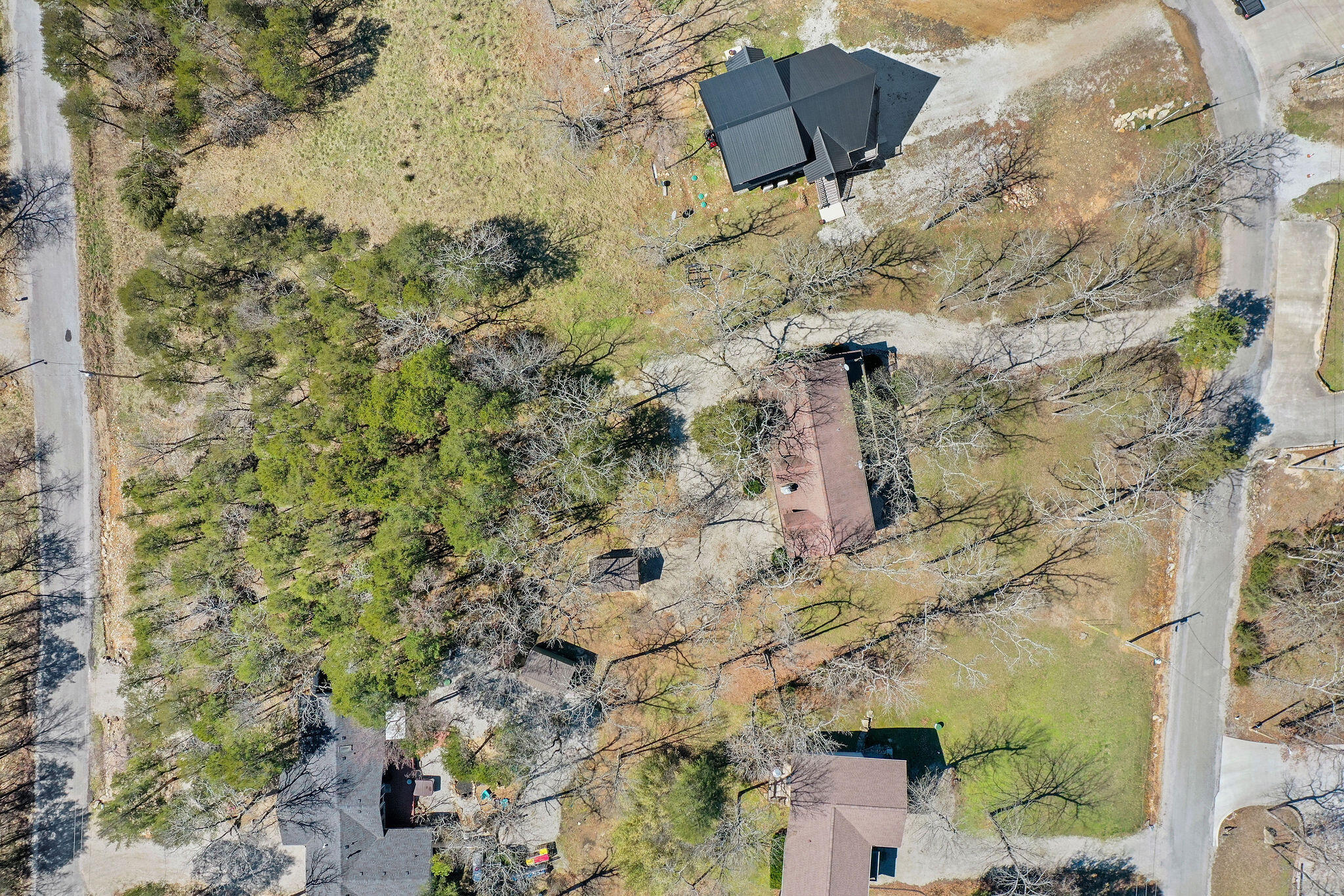 main property photo 45