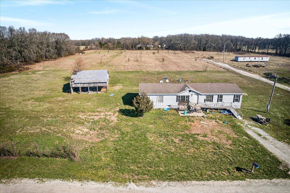main property photo 30