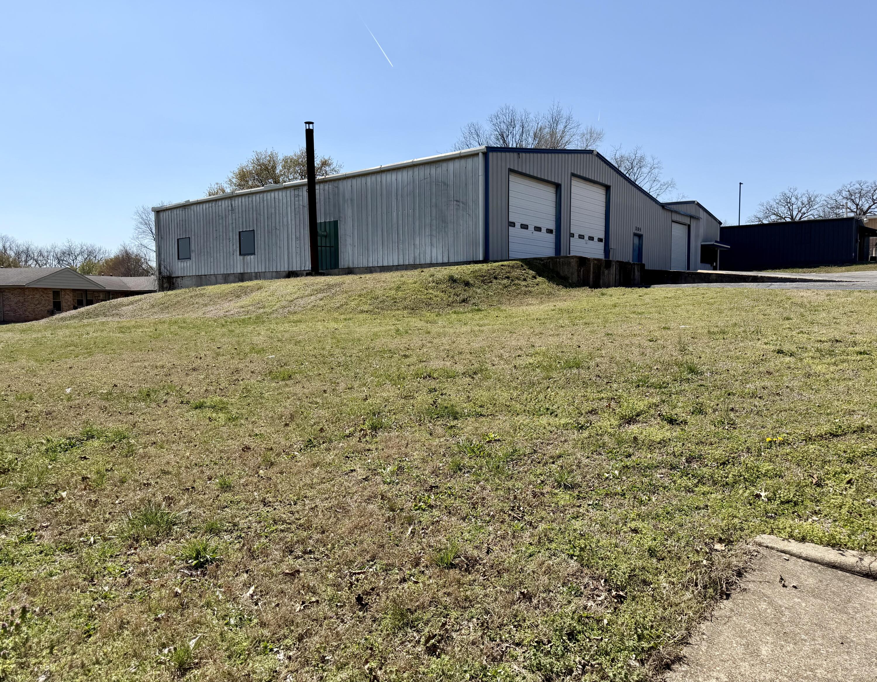 main property photo 4