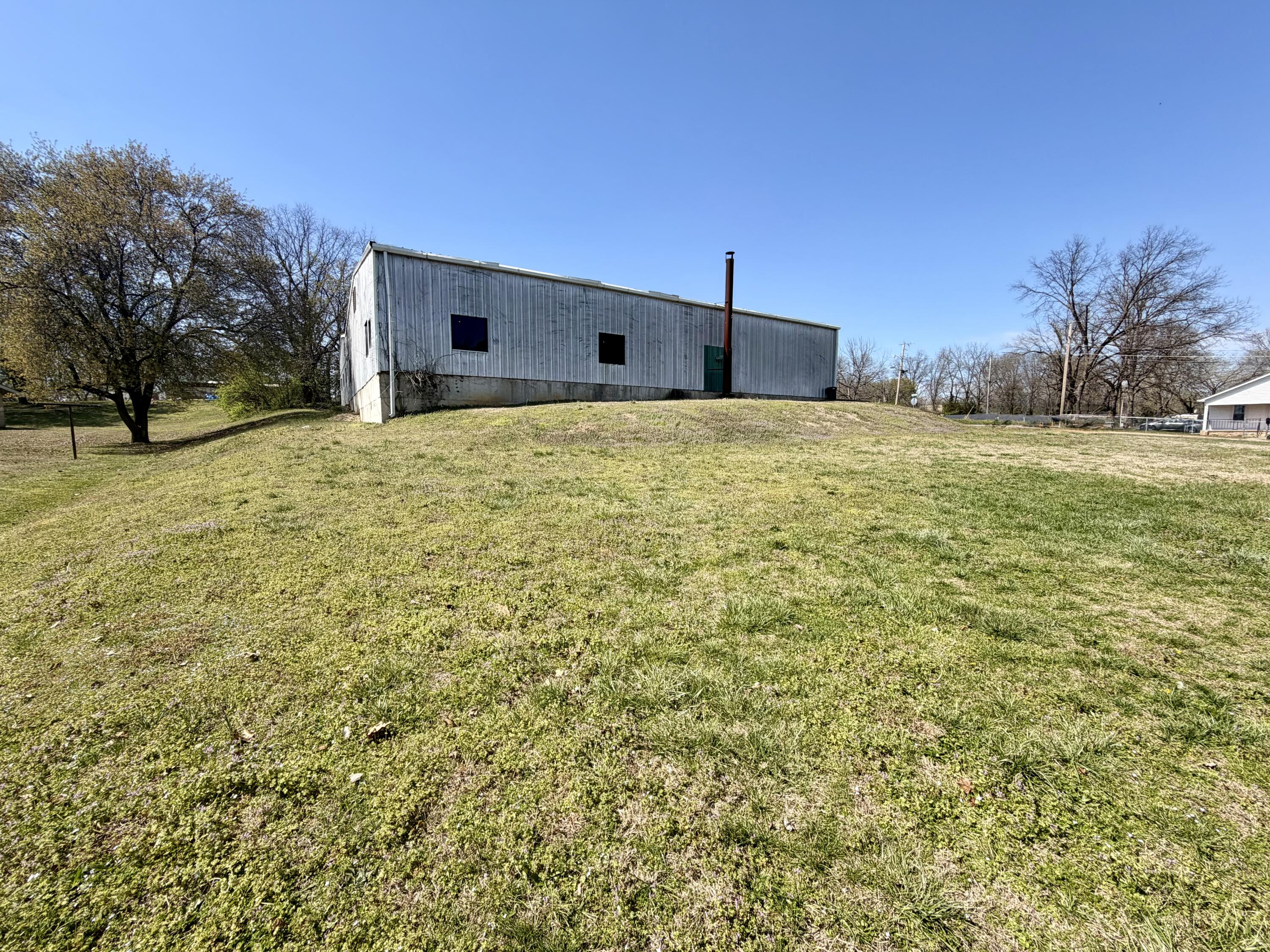 main property photo 6