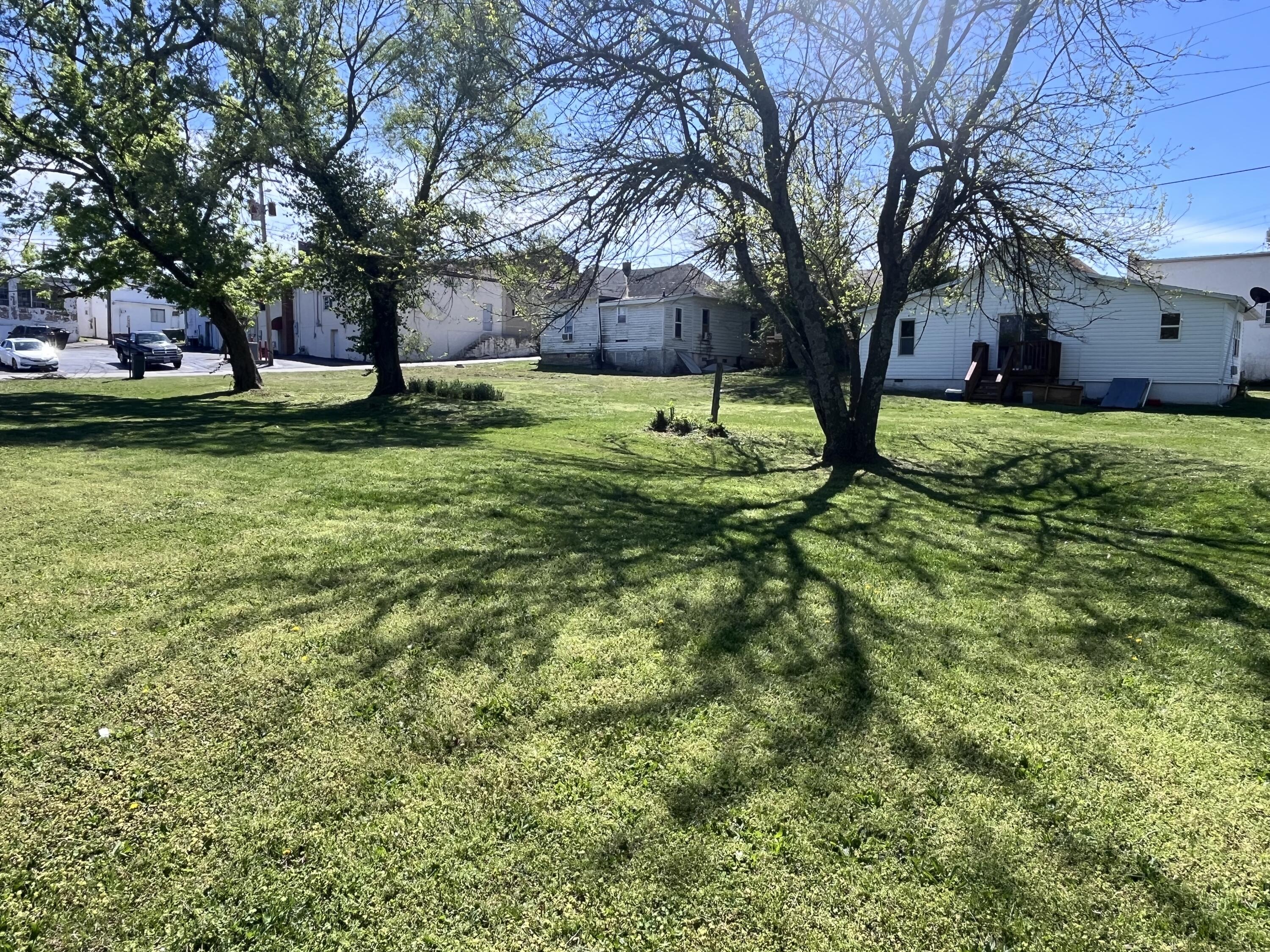 main property photo 27
