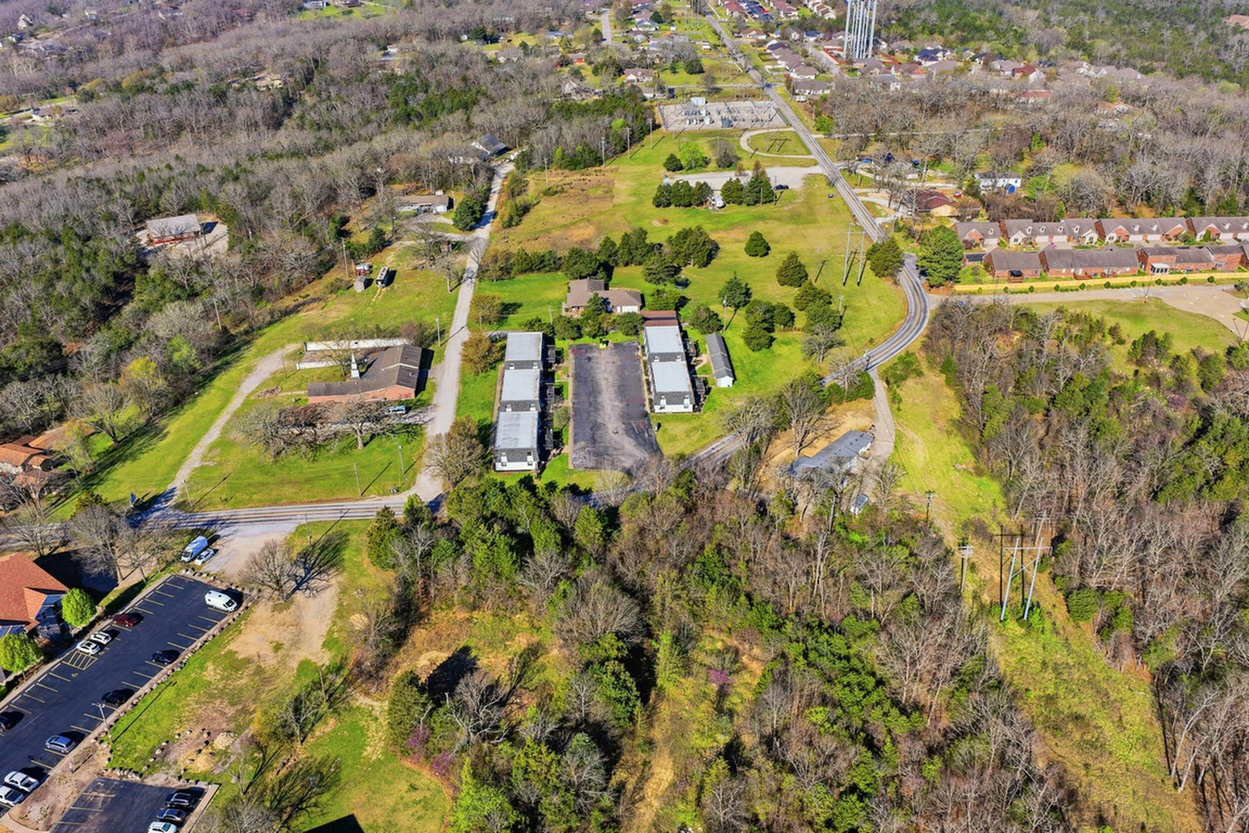 main property photo 28