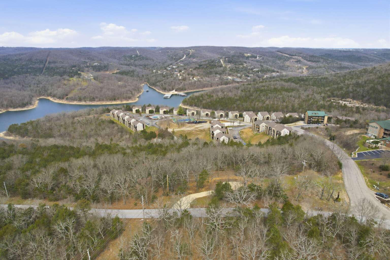 main property photo 10