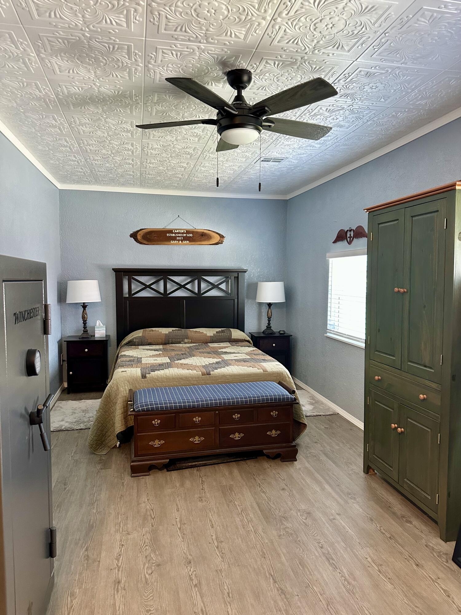 main property photo 21