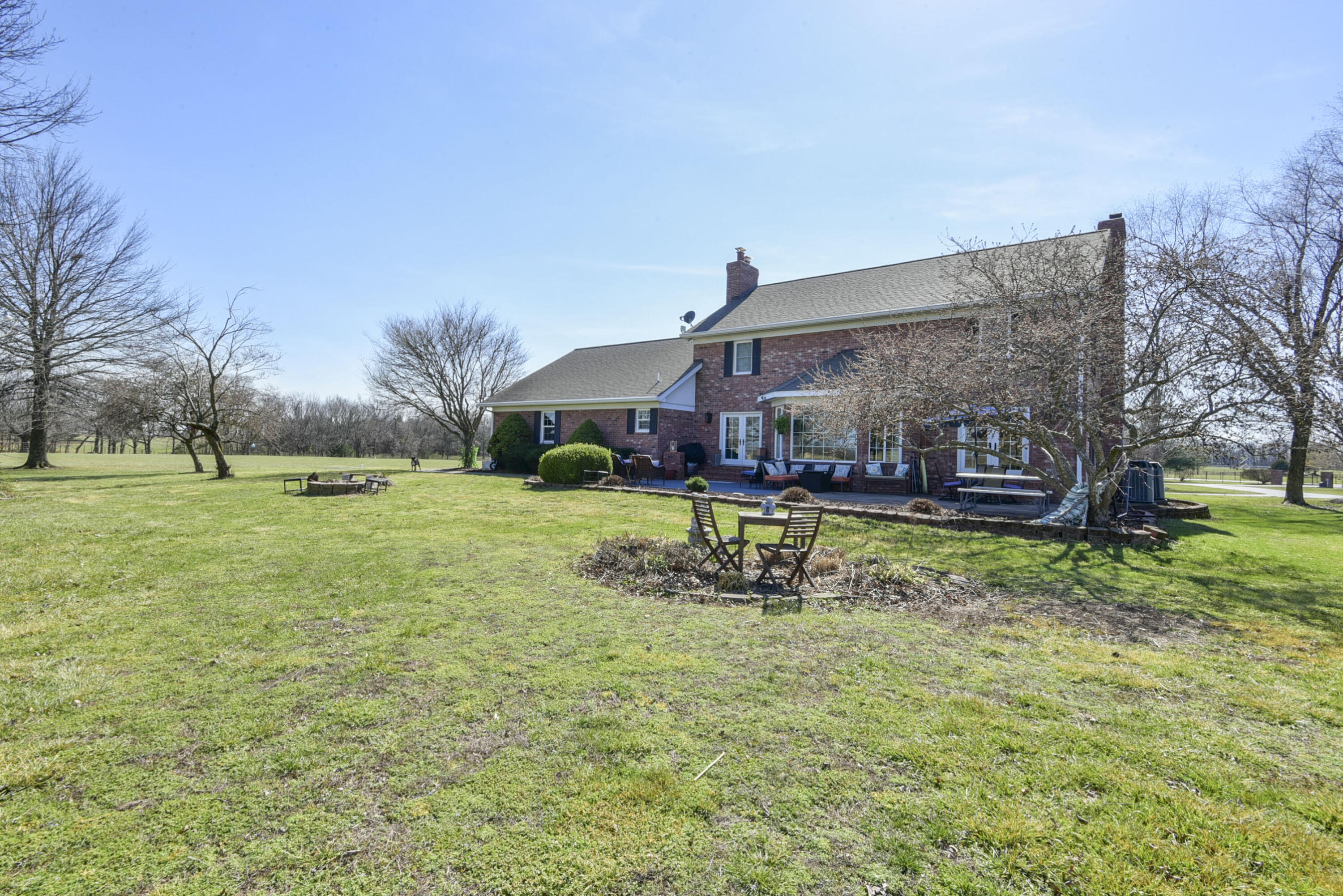 main property photo 13