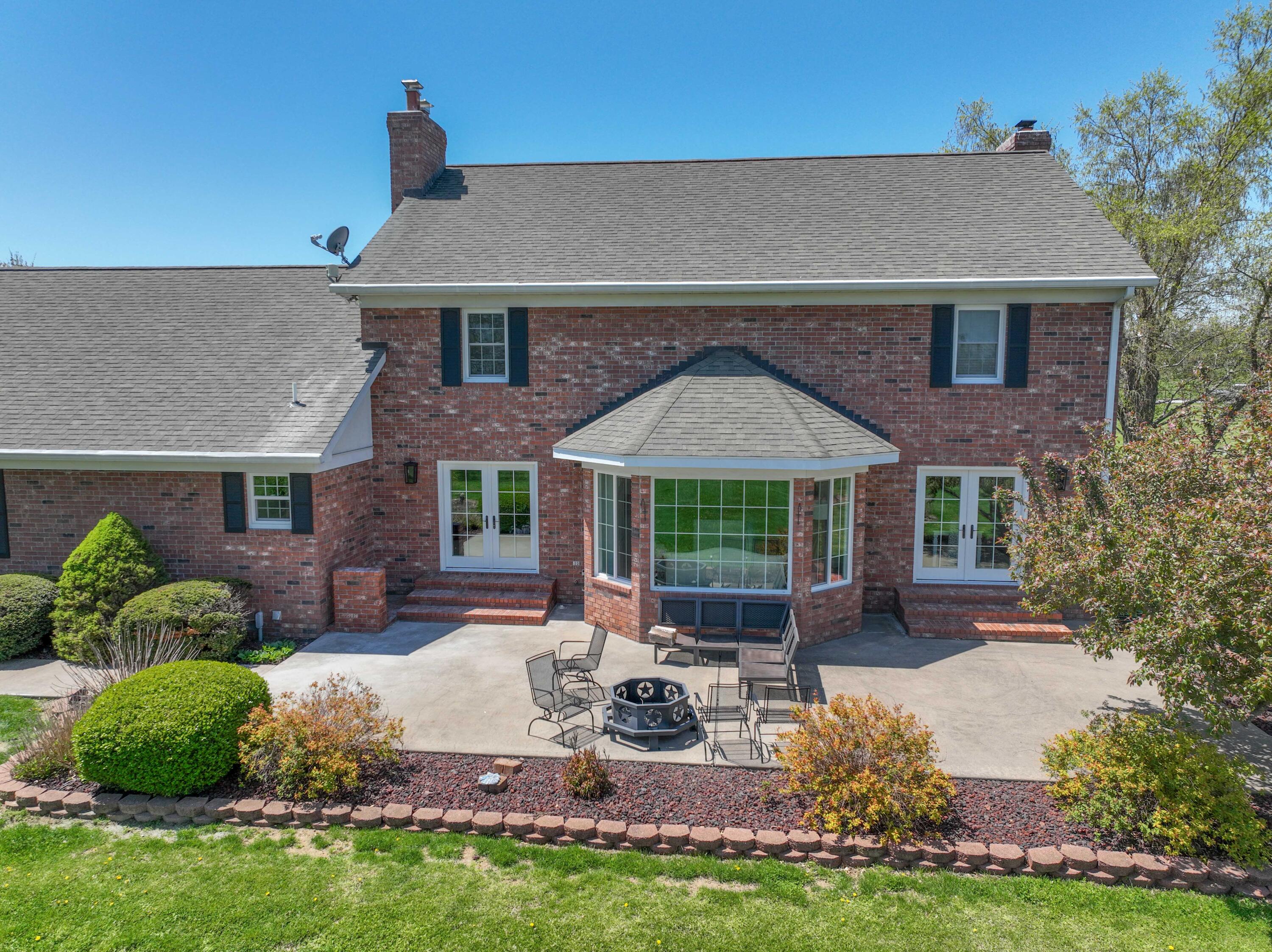 main property photo 4