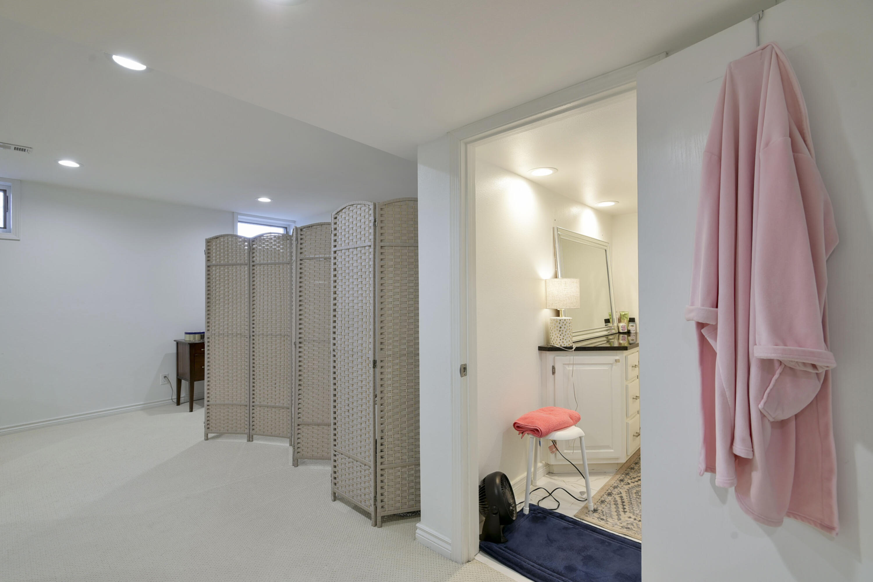 main property photo 66