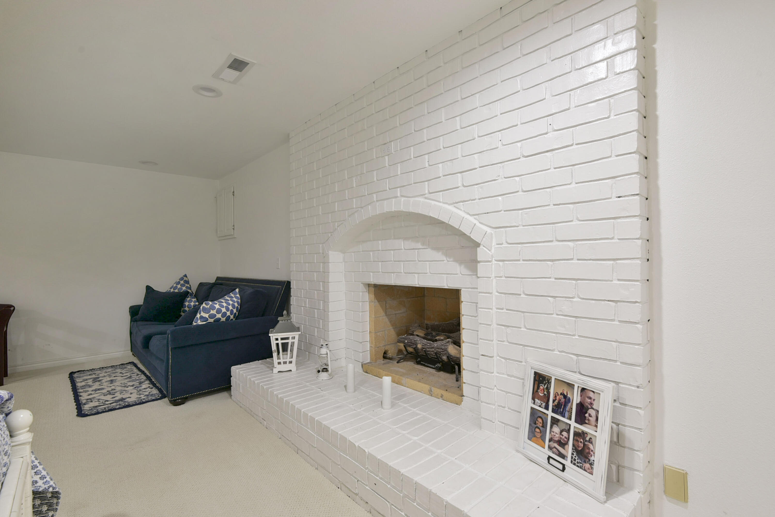main property photo 70