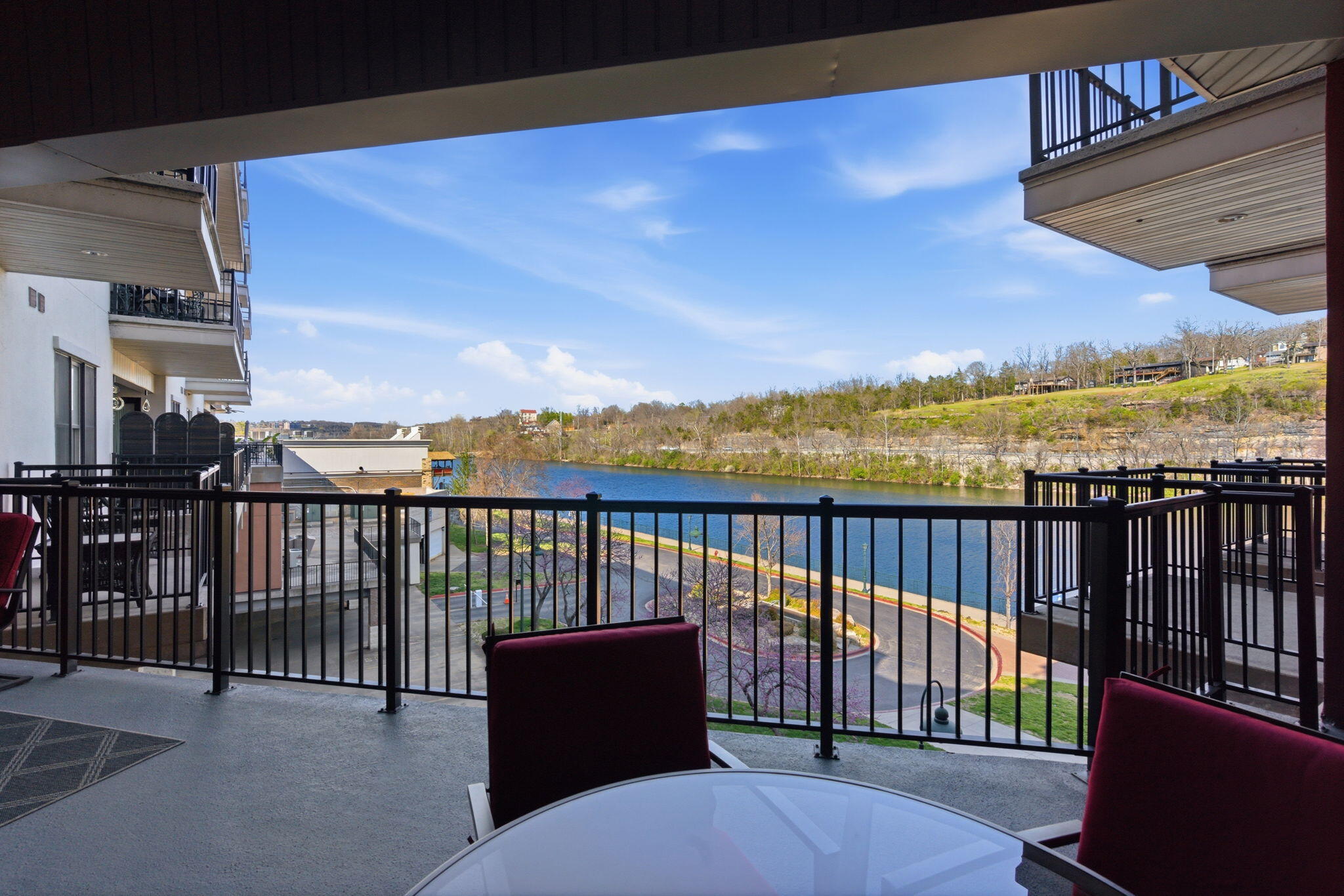 main property photo 17