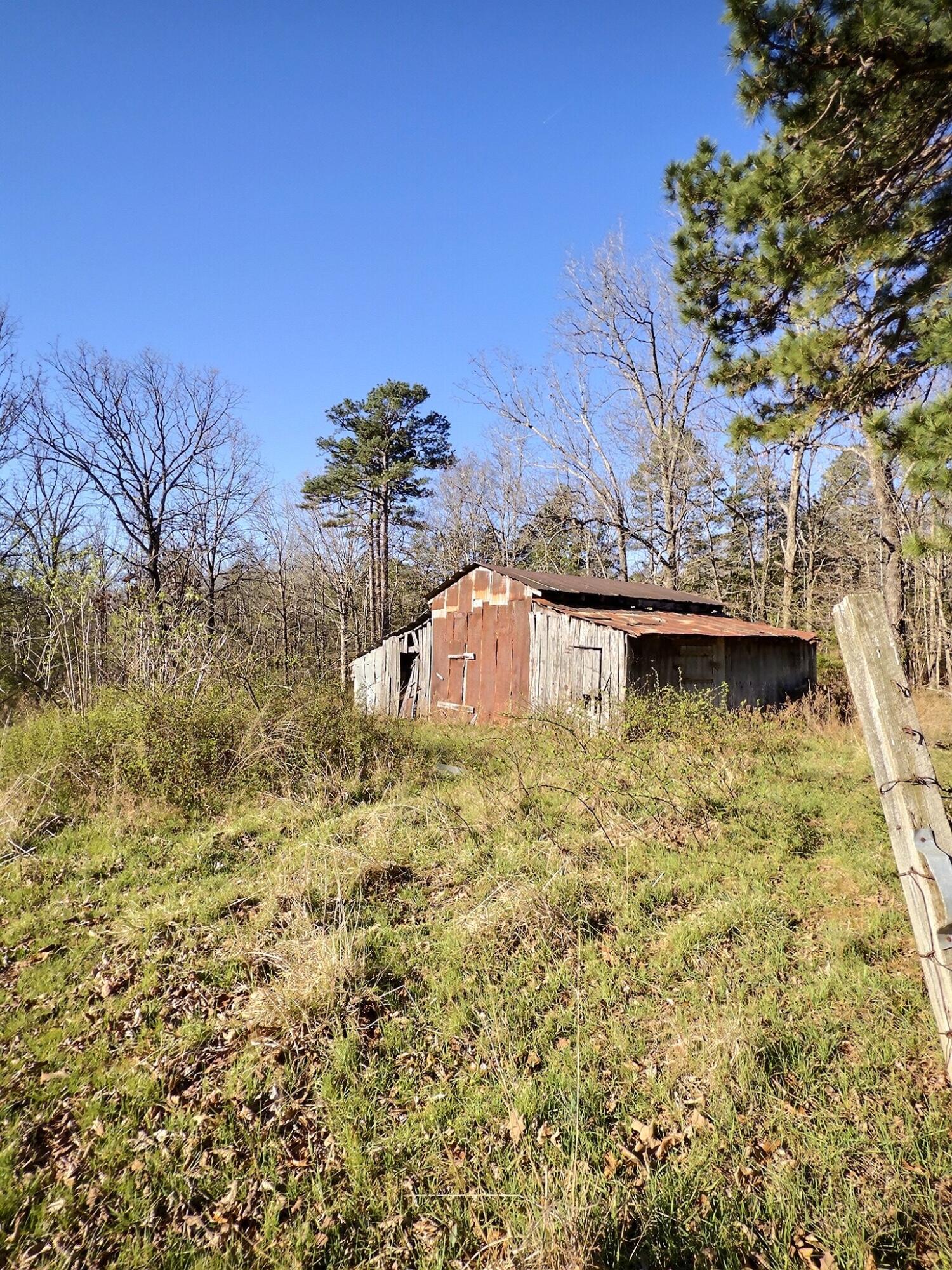 main property photo 37