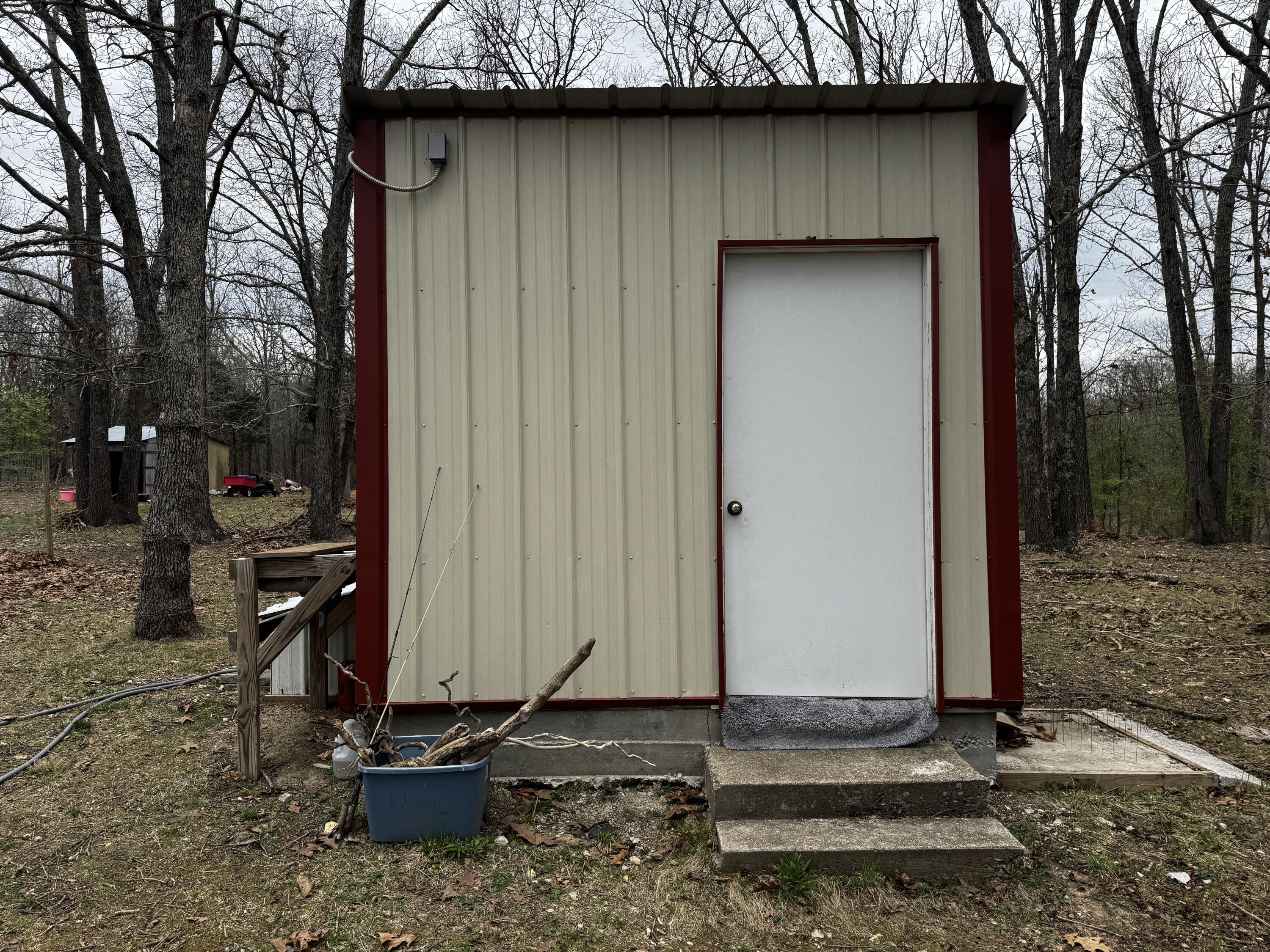 main property photo 41