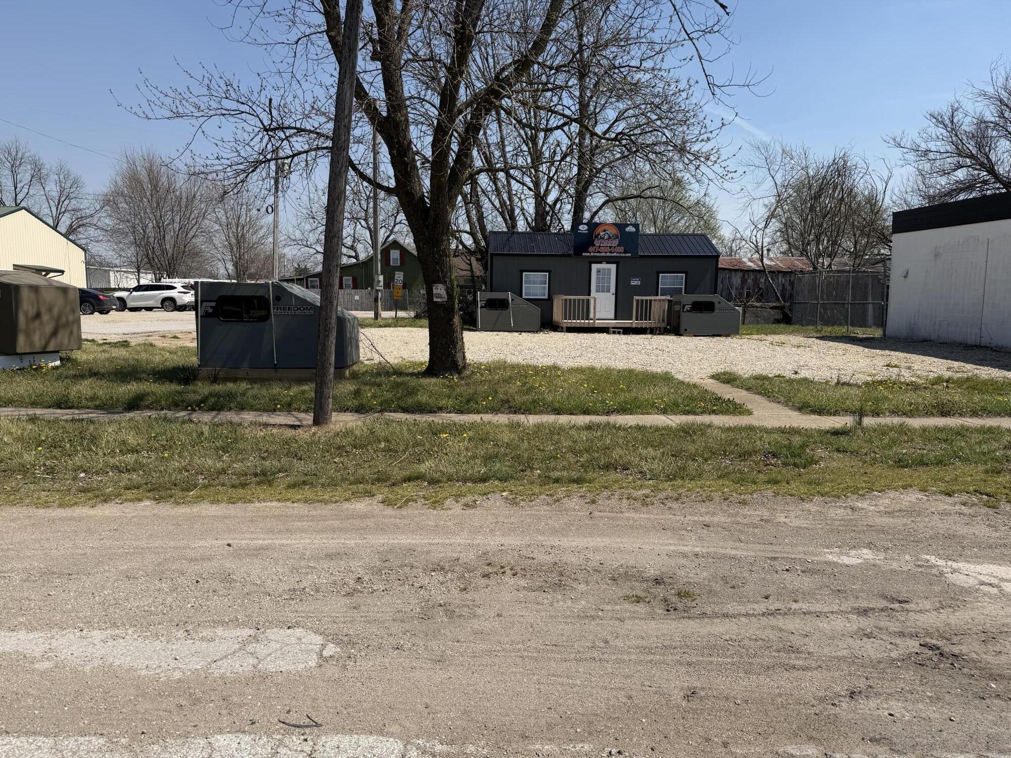 main property photo 5