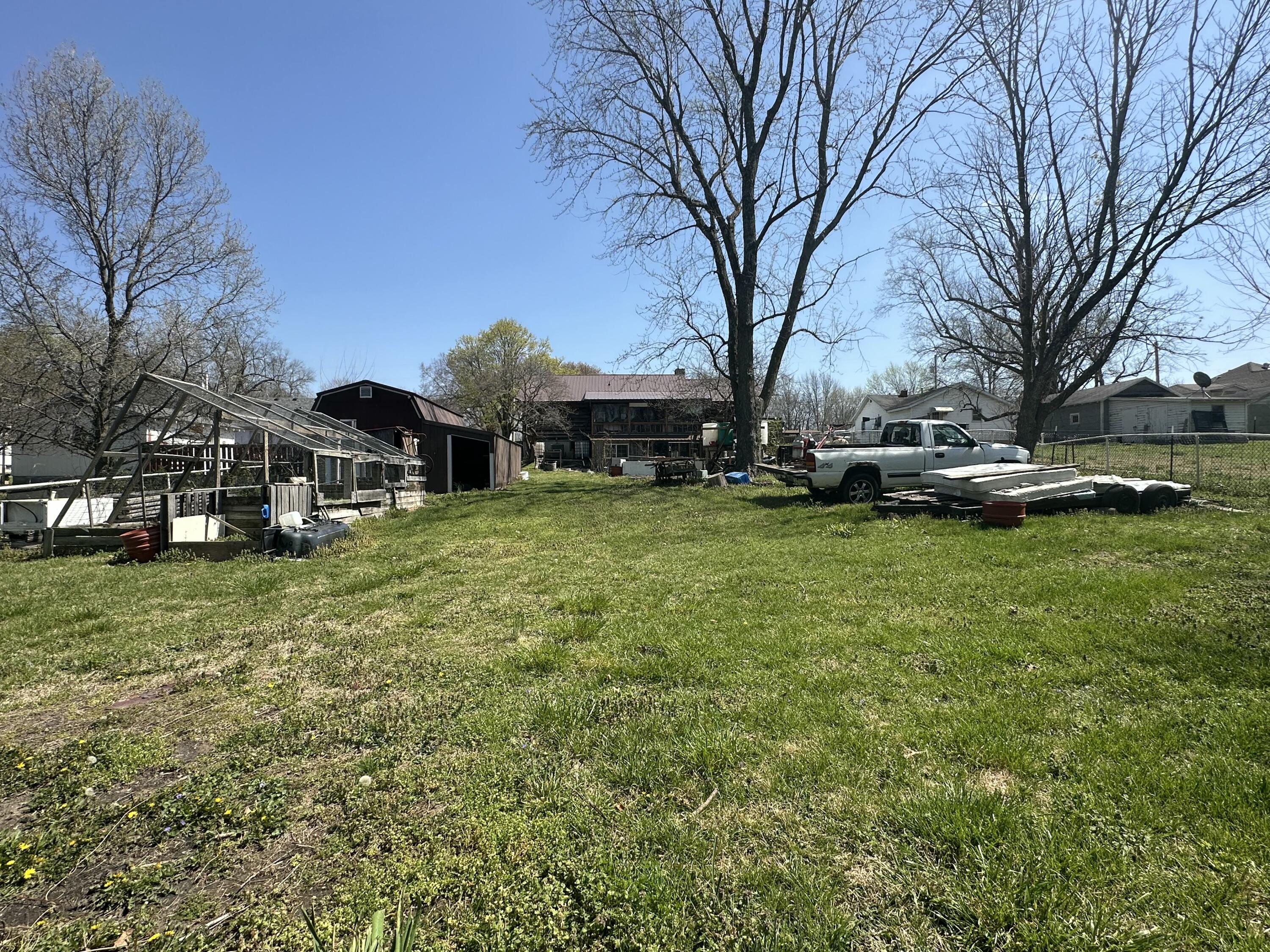 main property photo 18