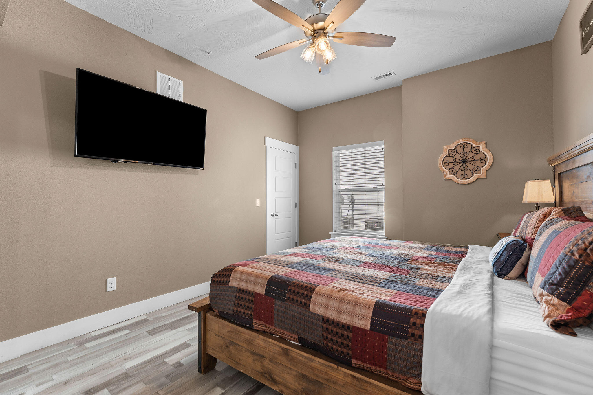 main property photo 53
