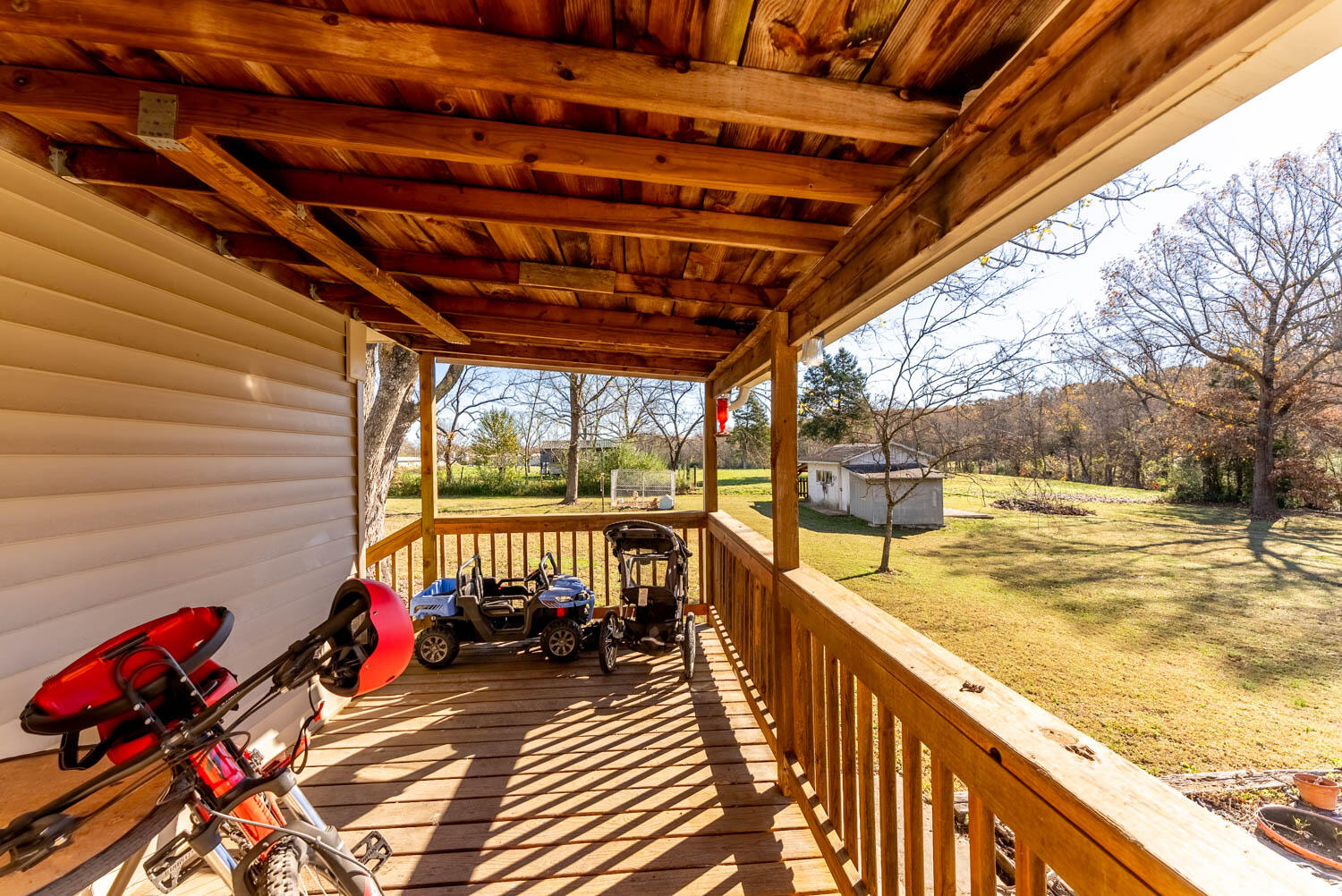 main property photo 30