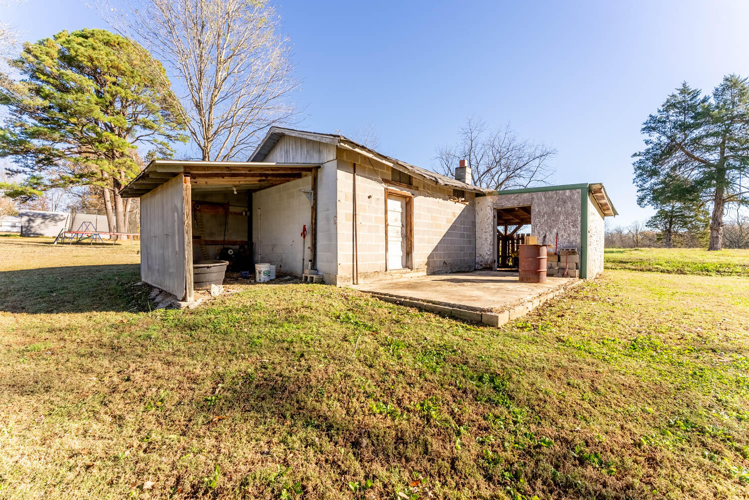 main property photo 31