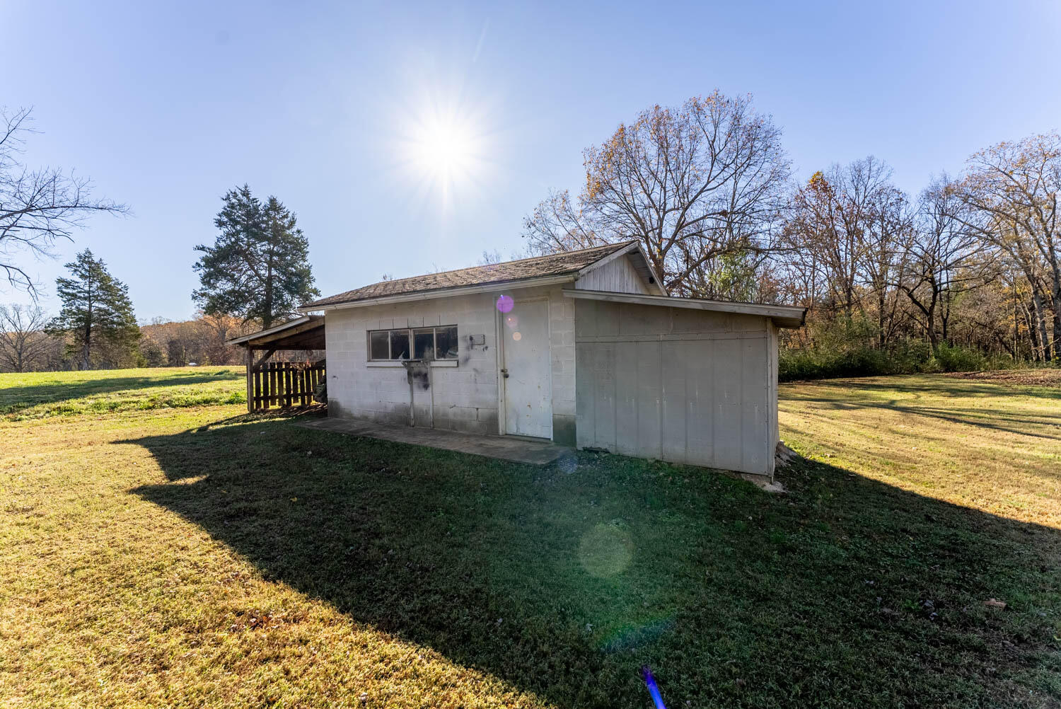 main property photo 32