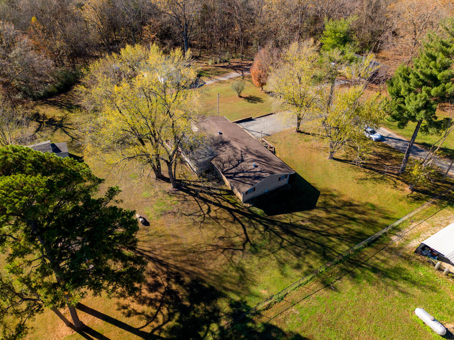 main property photo 41