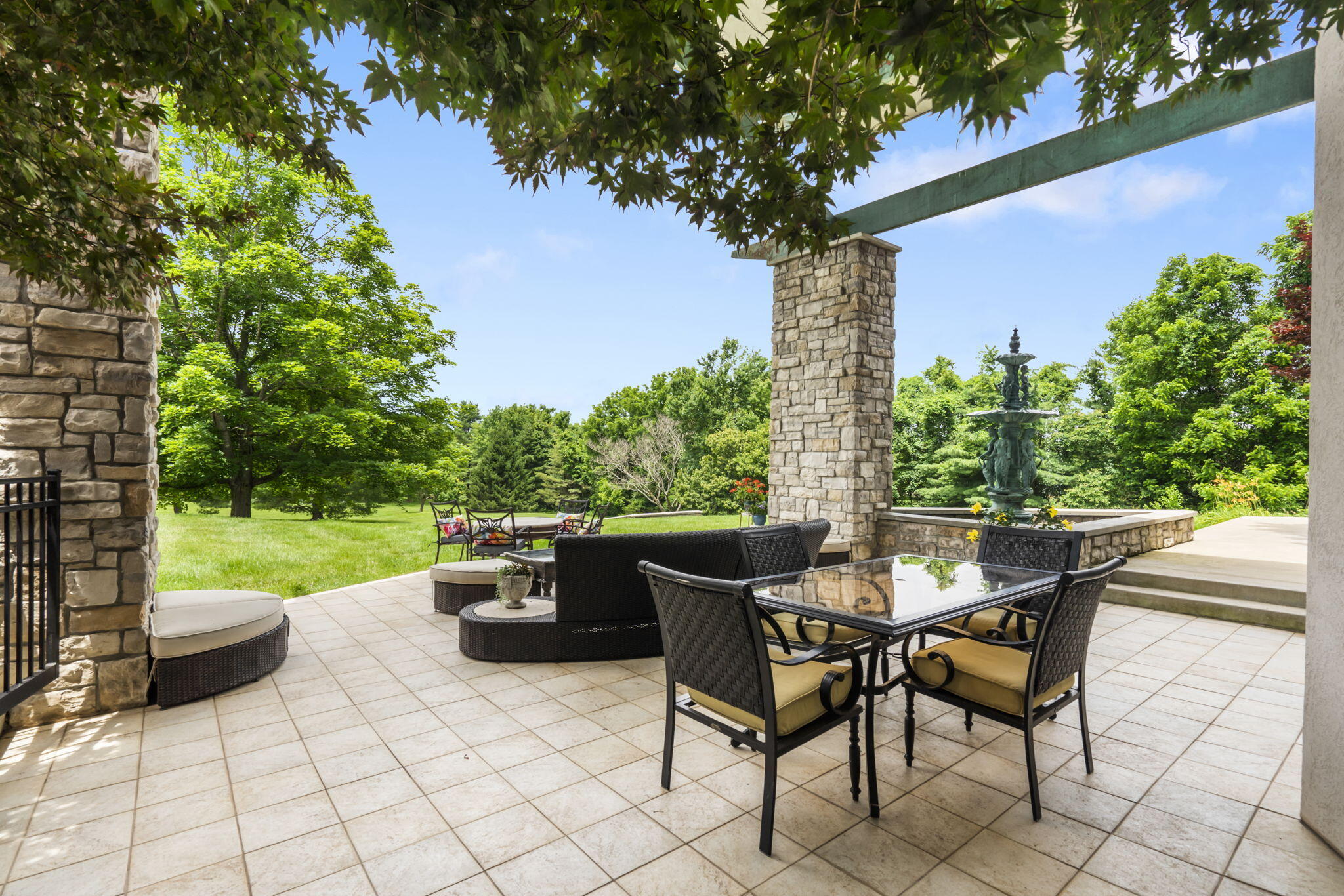 main property photo 74