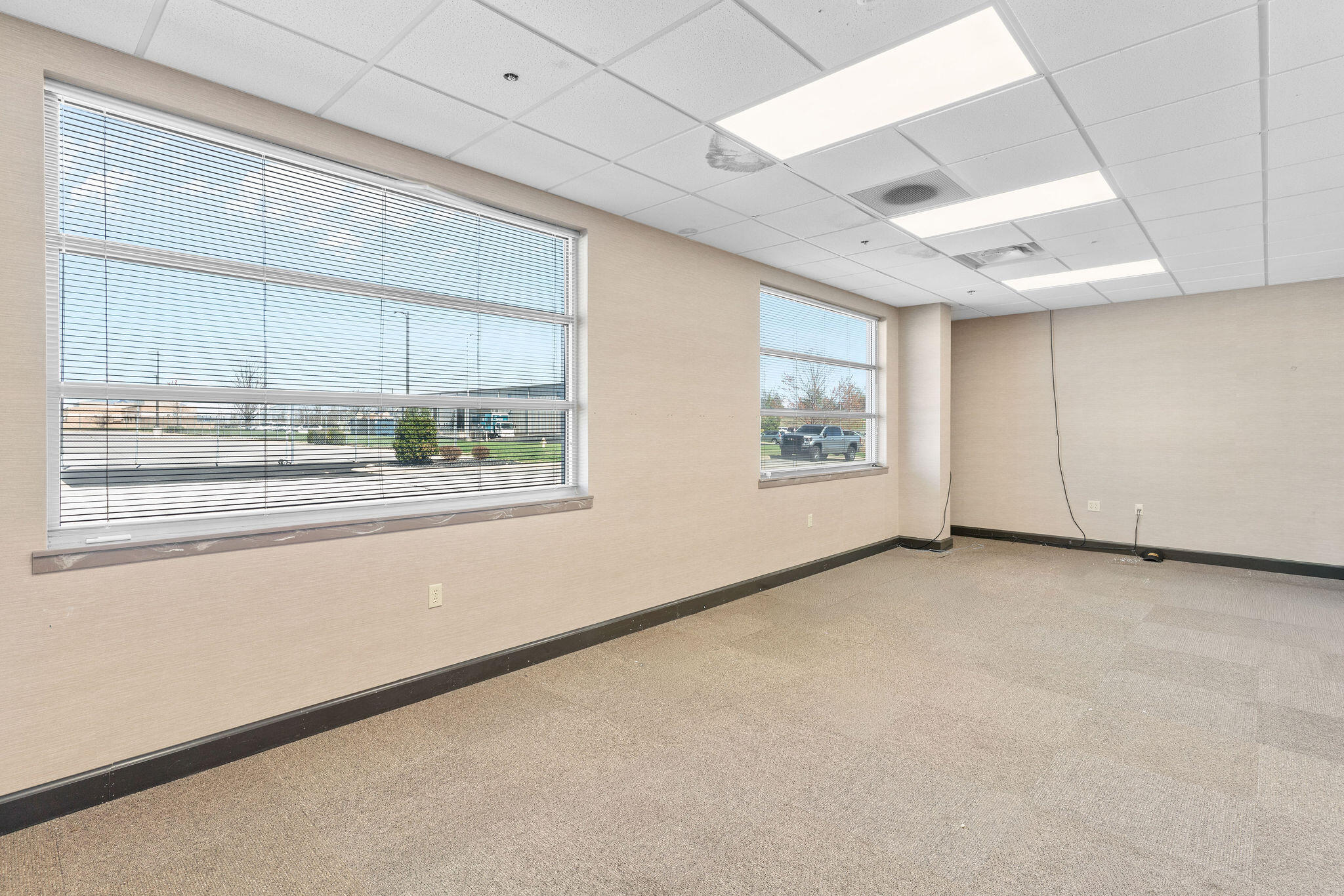 main property photo 49
