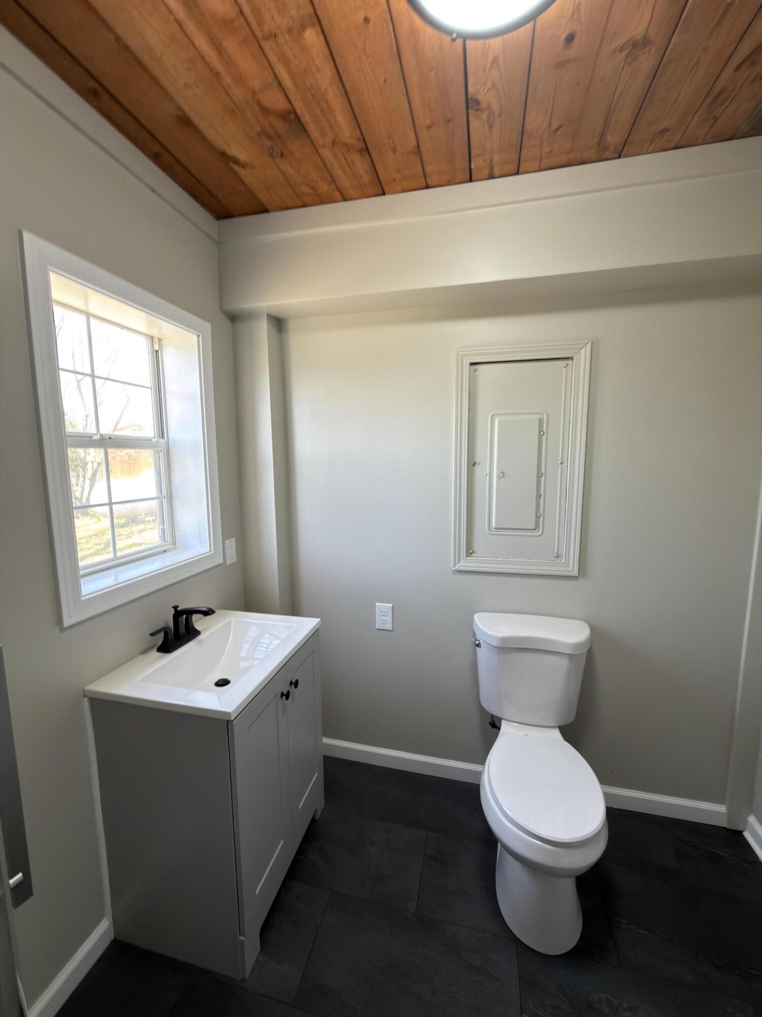 main property photo 56