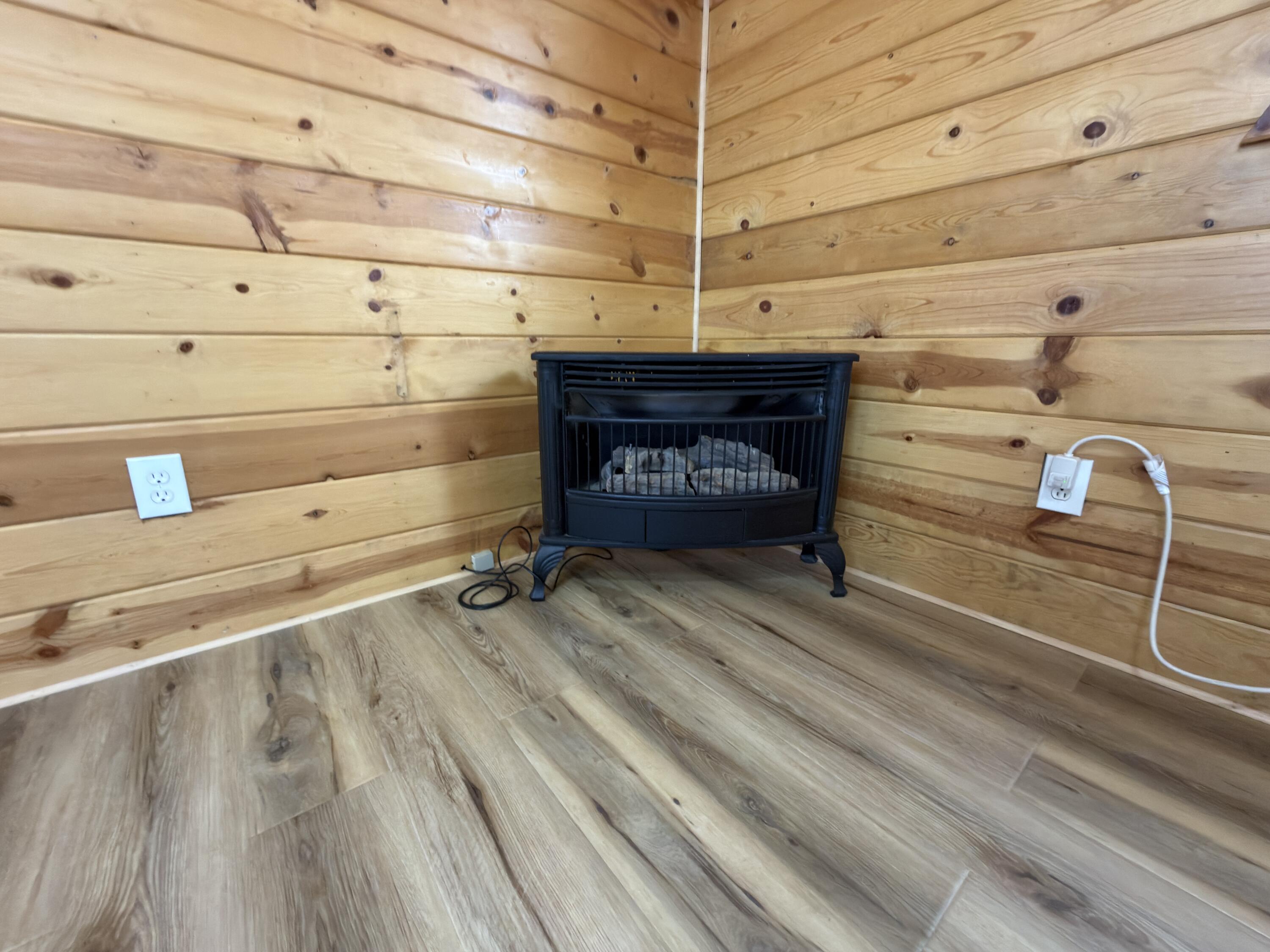 main property photo 75