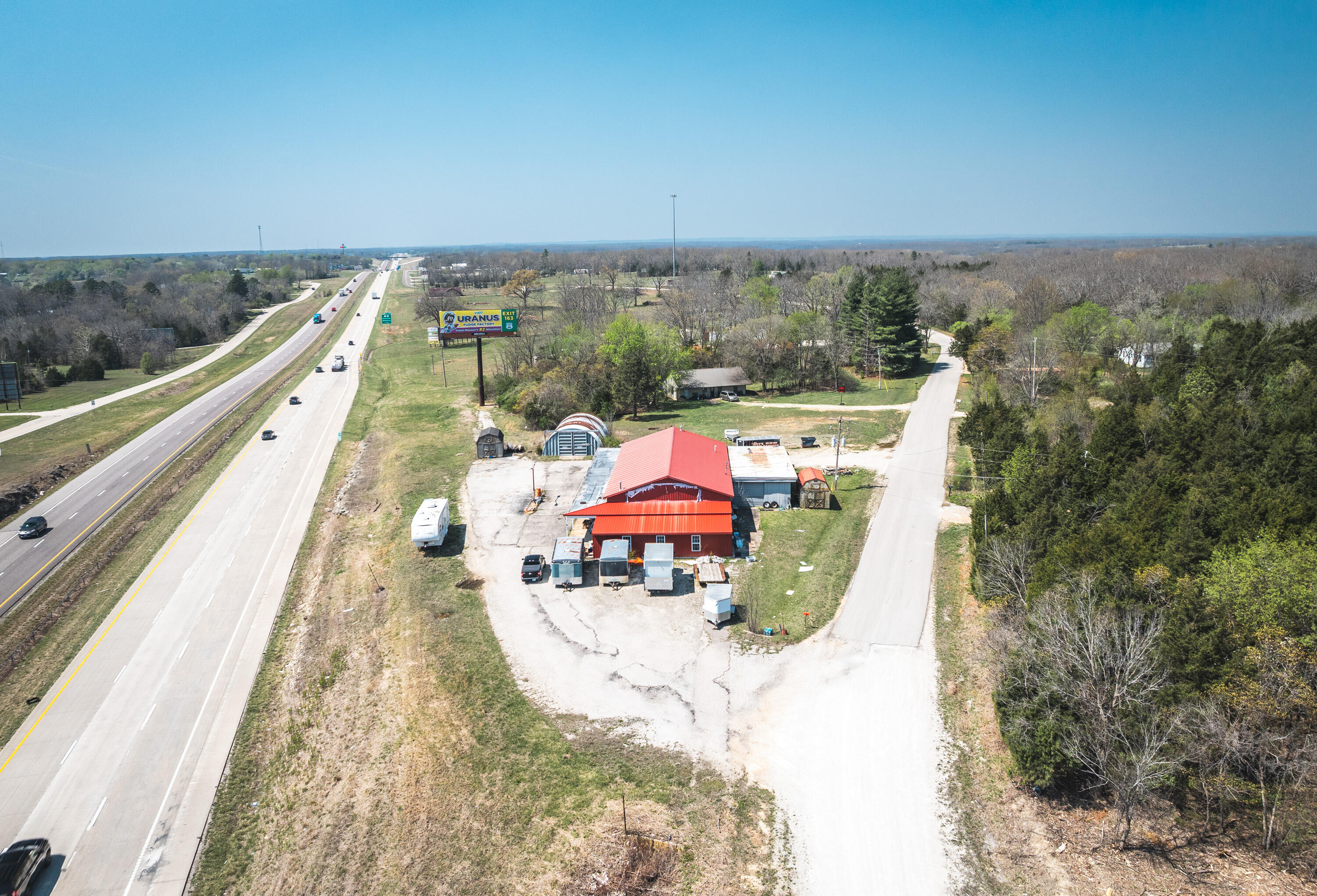 main property photo 6