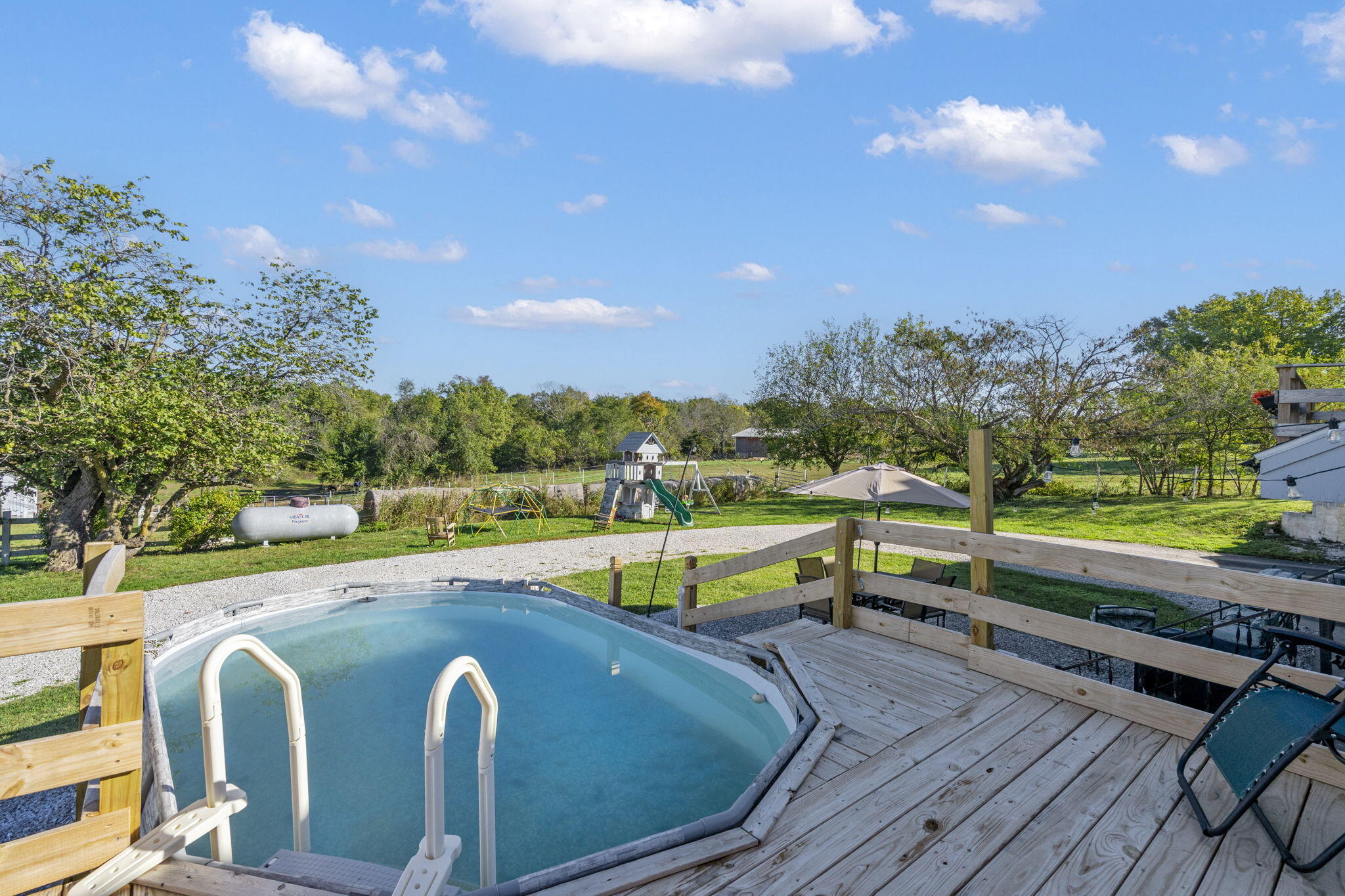 main property photo 64