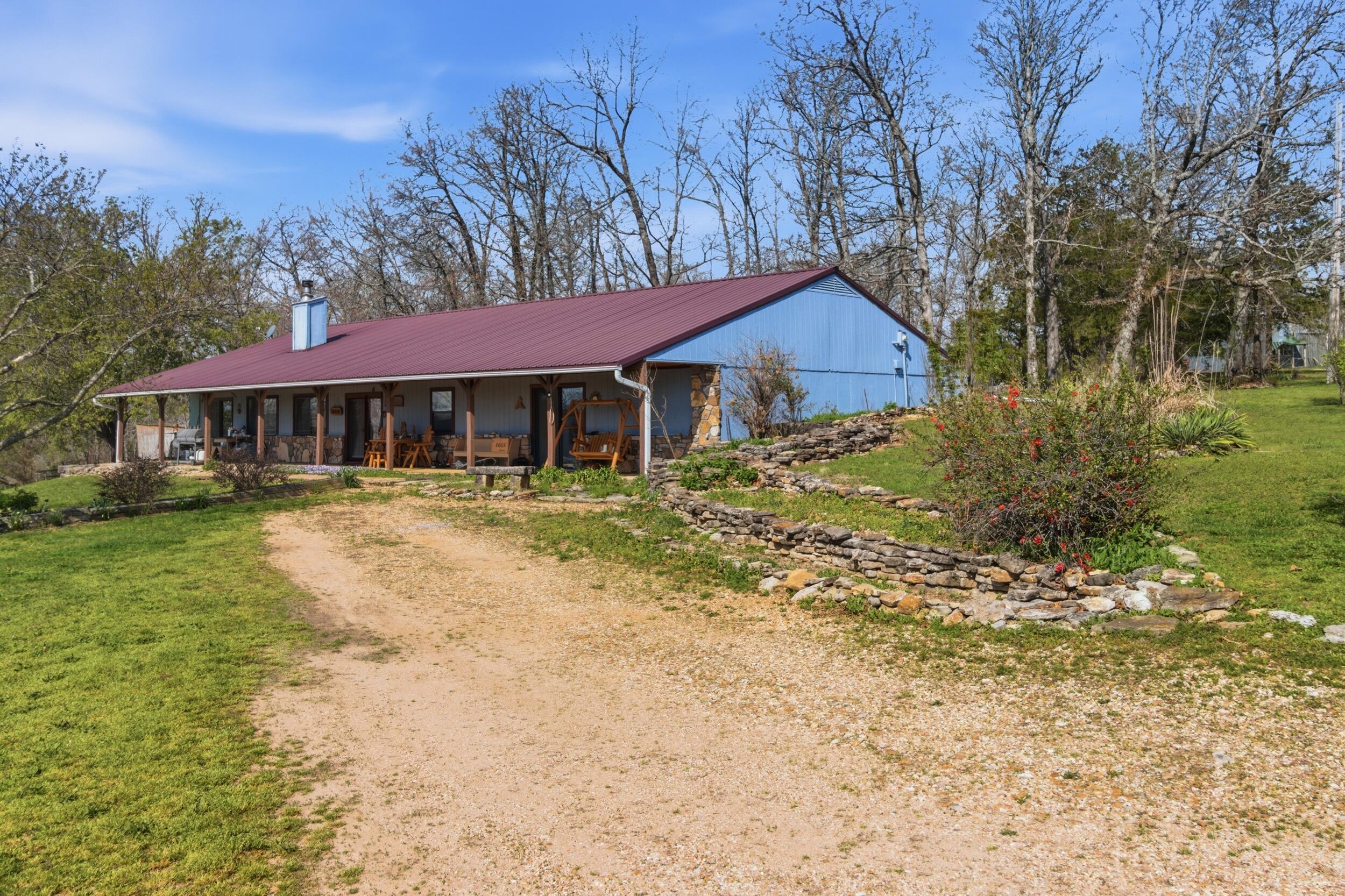 main property photo 37