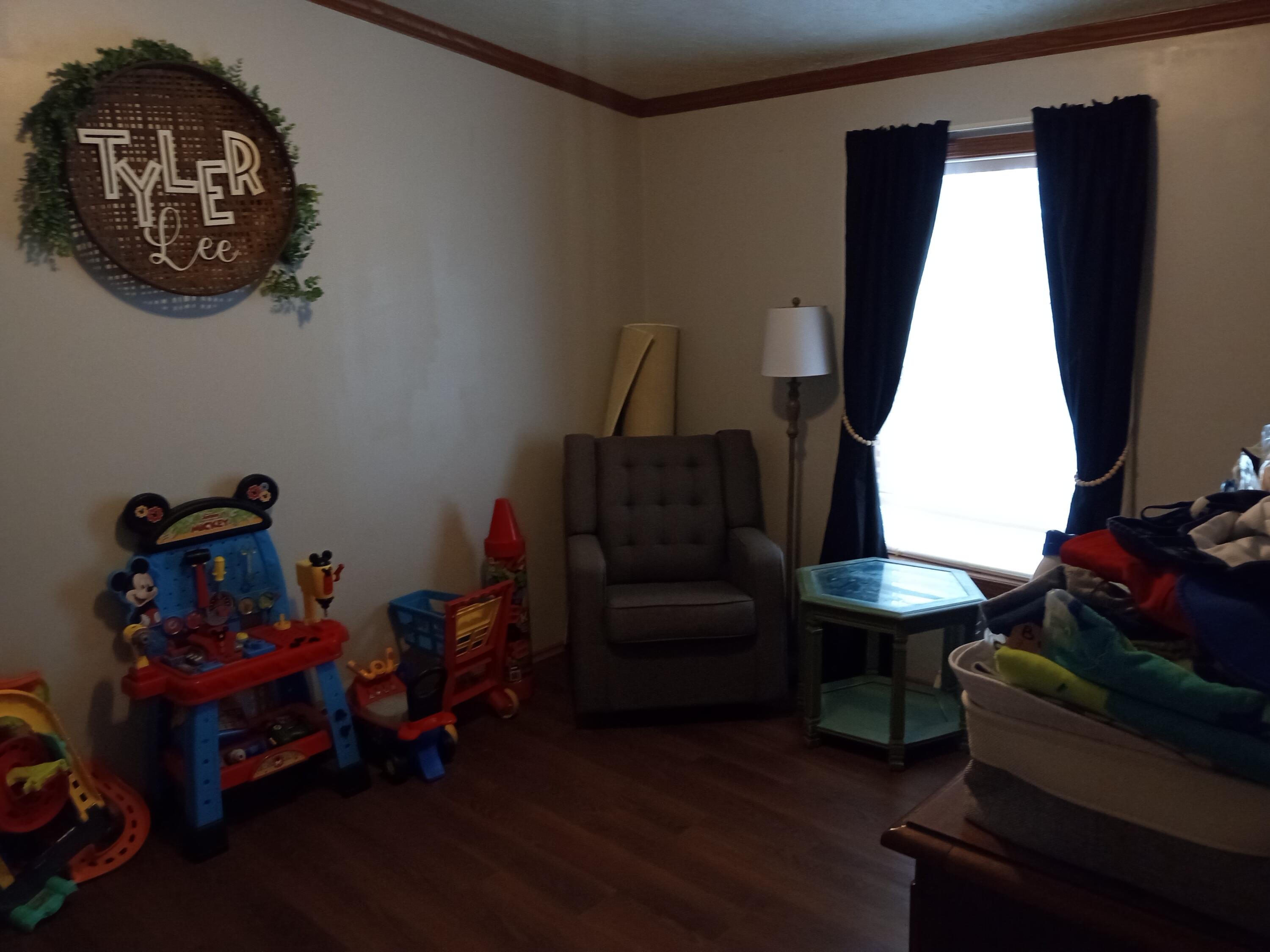 main property photo 32