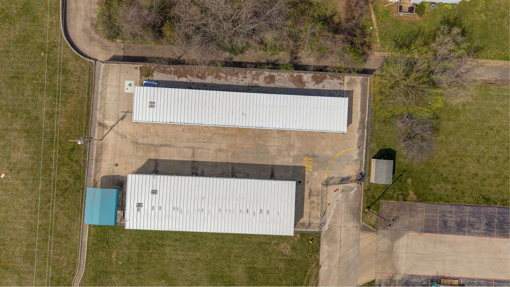 main property photo 7