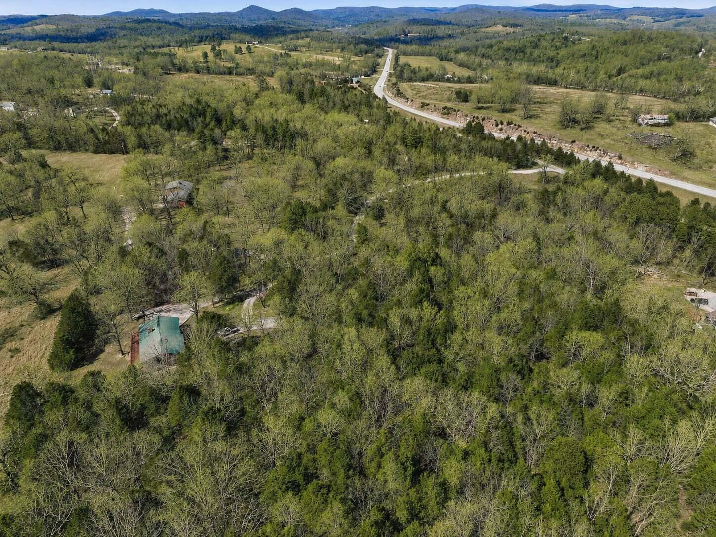 main property photo 3