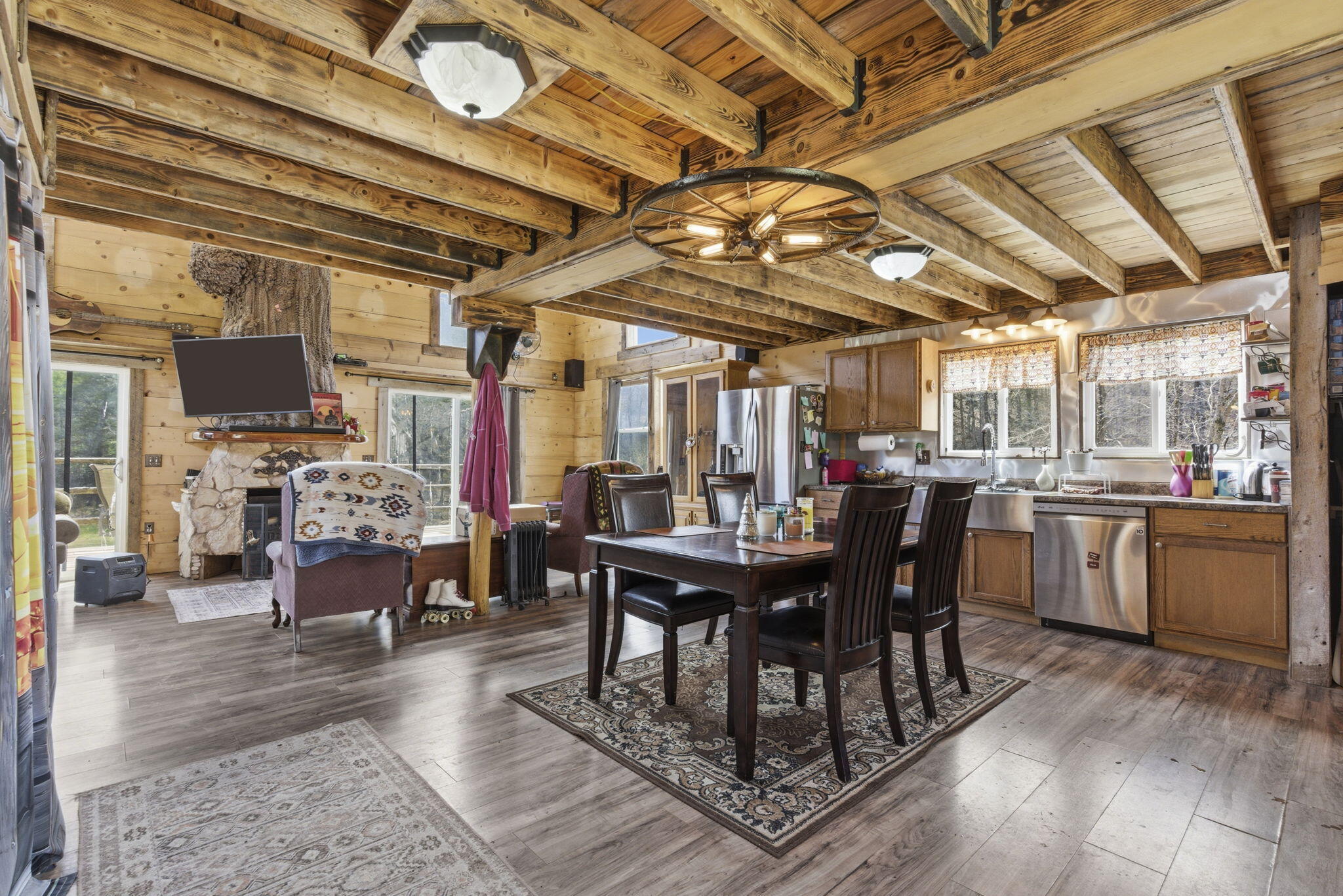 main property photo 15