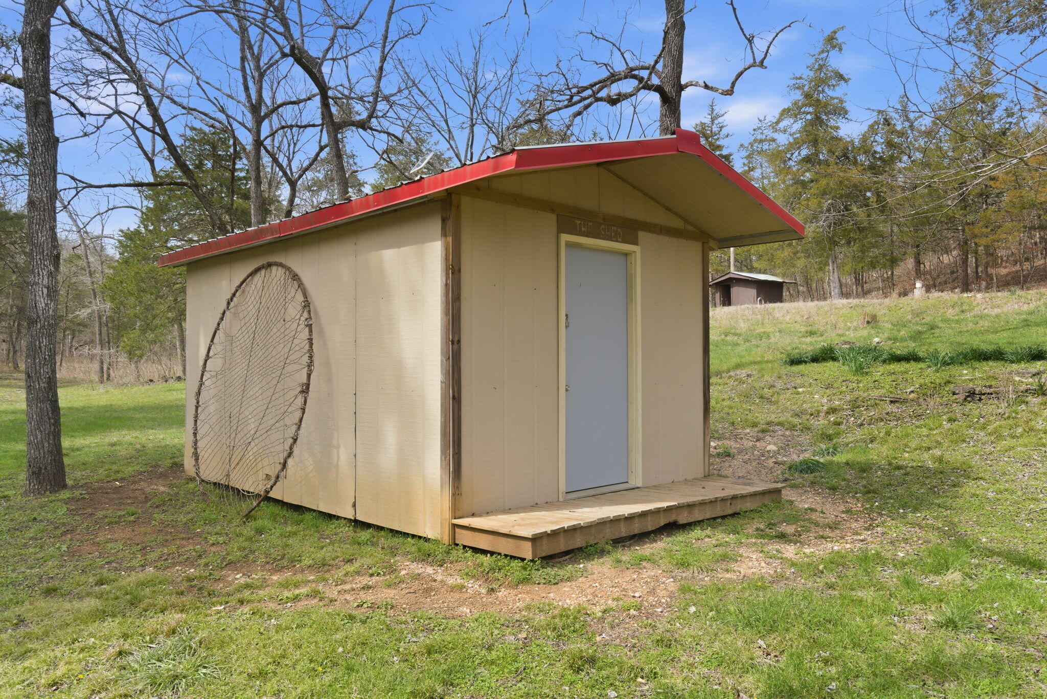 main property photo 36