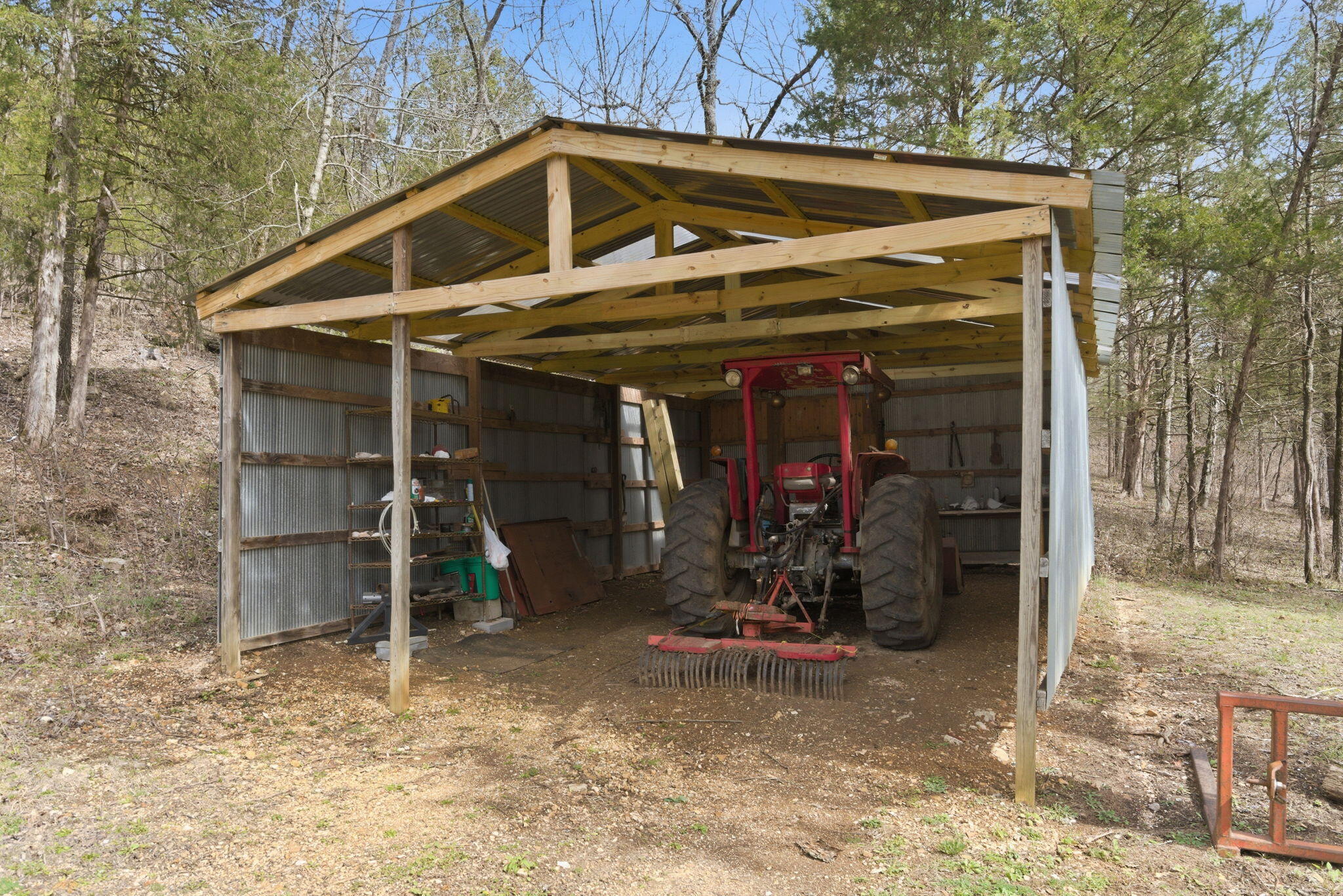 main property photo 39