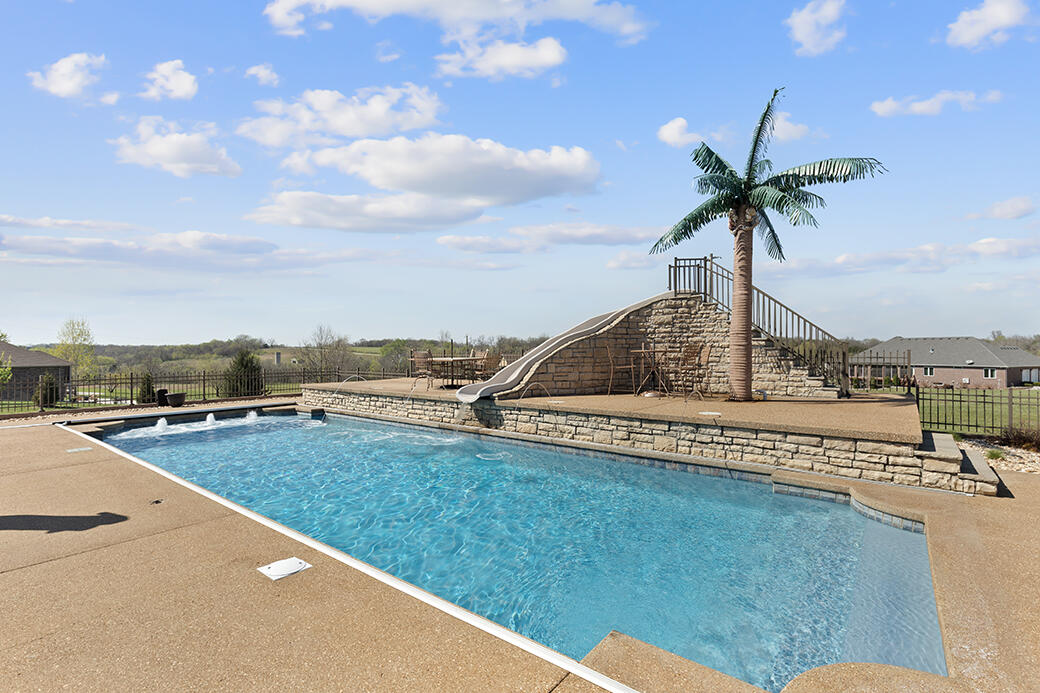 main property photo 77