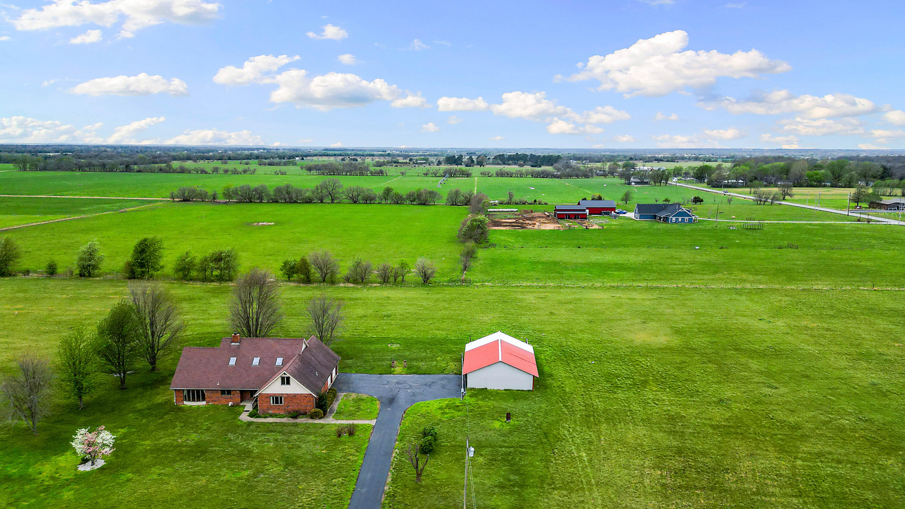 main property photo 50