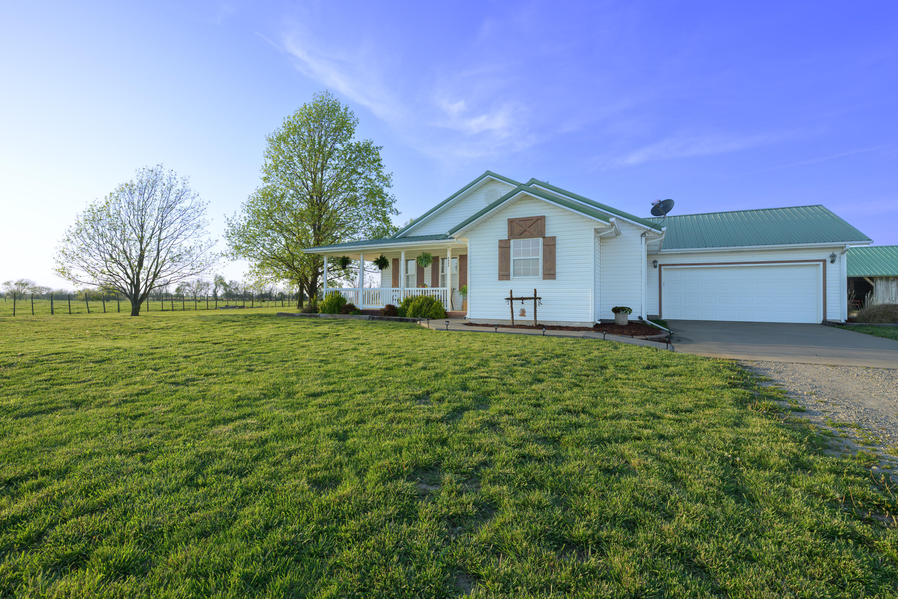 main property photo 70