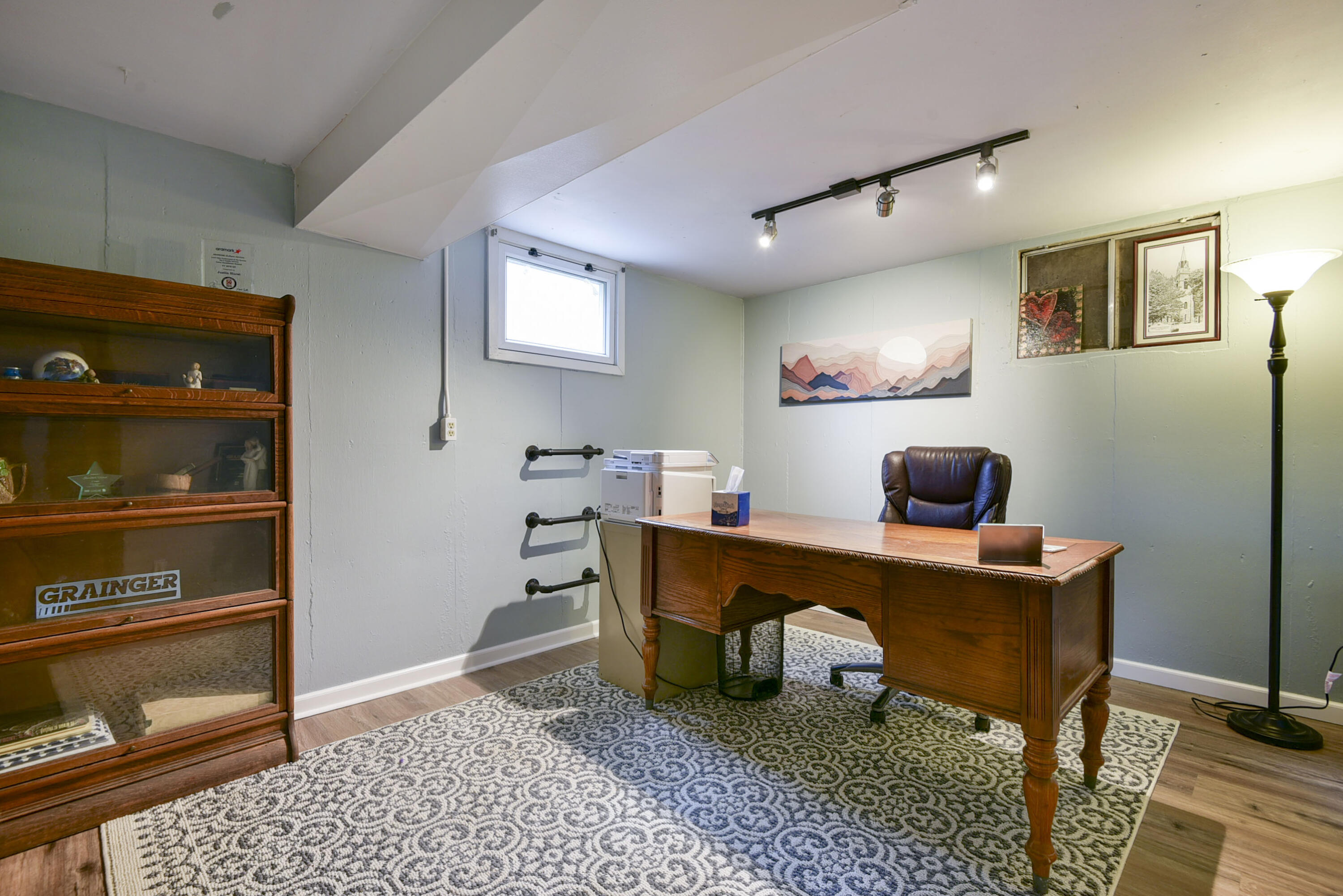 main property photo 29