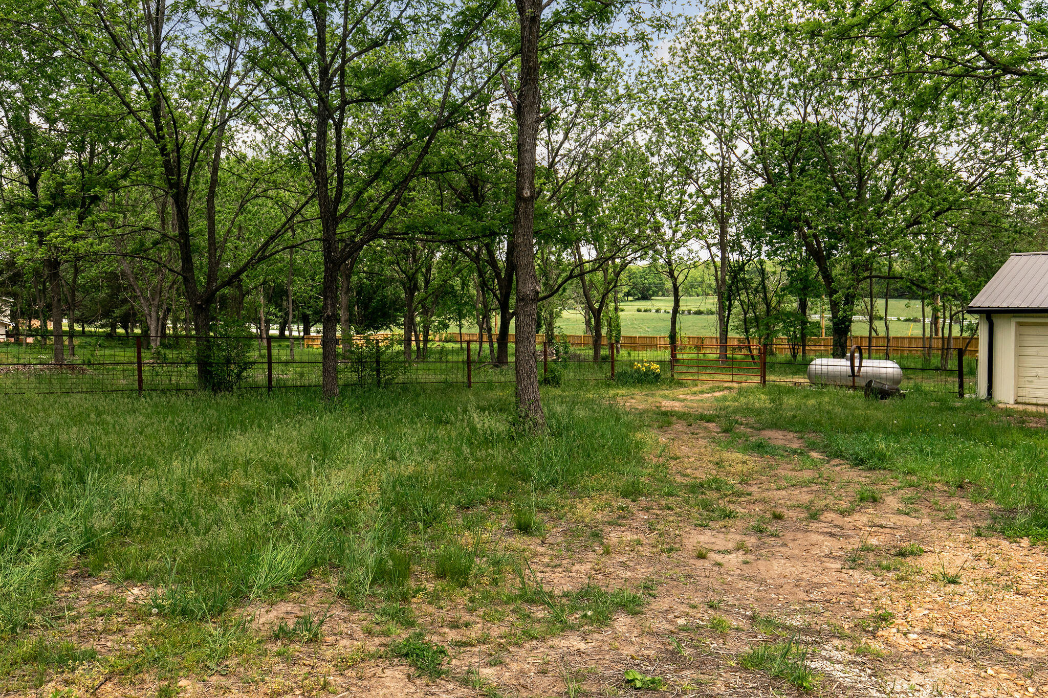 main property photo 76
