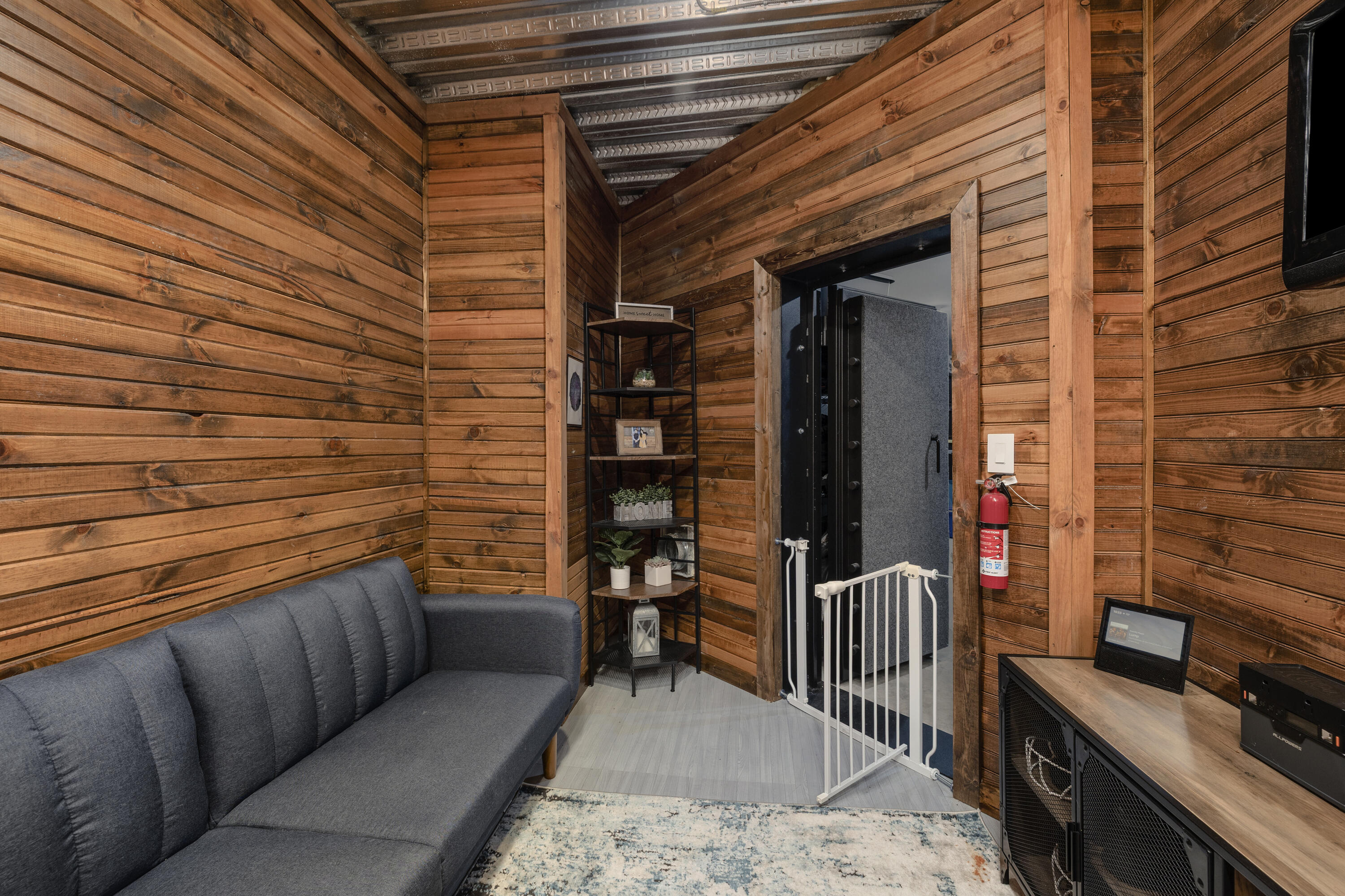 main property photo 75
