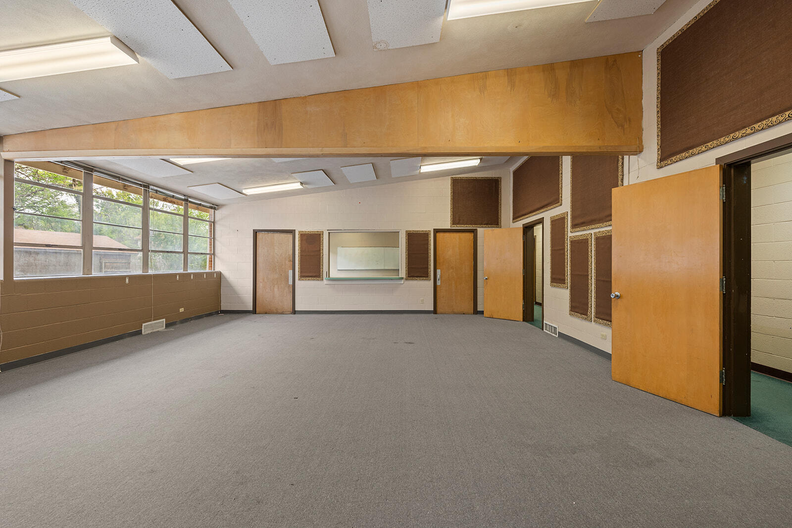 main property photo 20